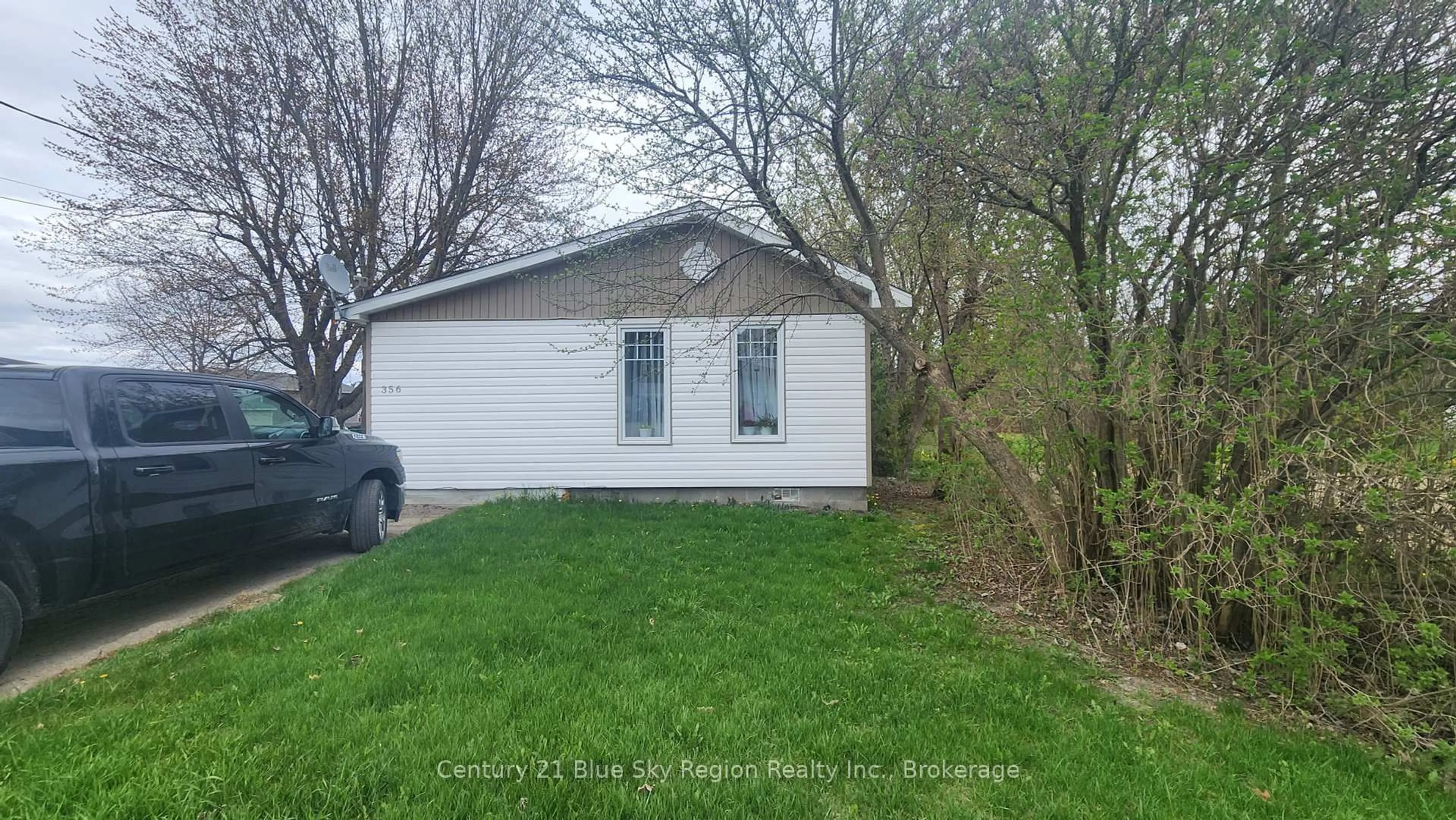 Shed for 356 Nipissing St, West Nipissing Ontario P2B 3C6