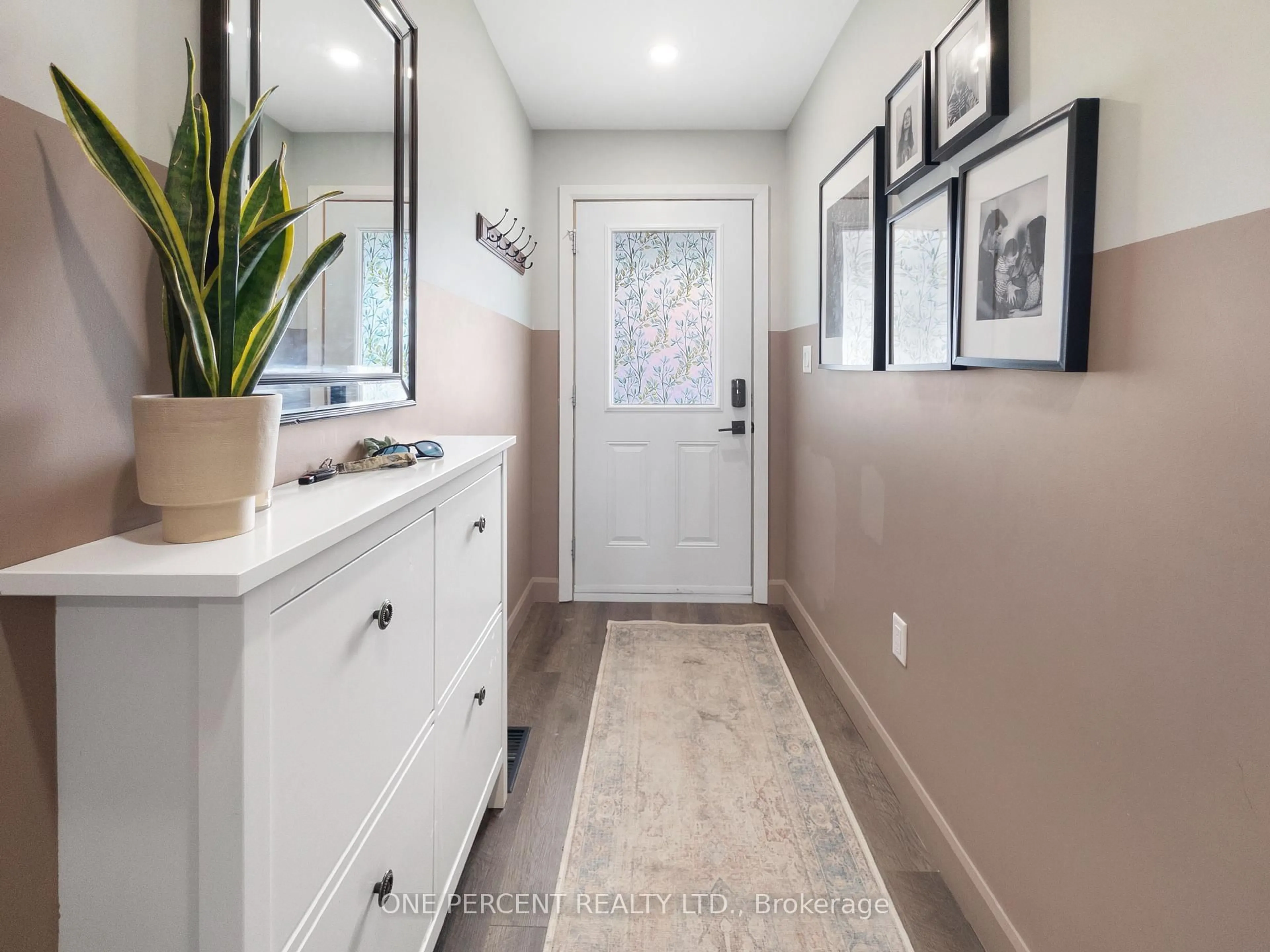 Contemporary bathroom, ceramic/tile floor for 835 Queen St, Gananoque Ontario K7G 2B5