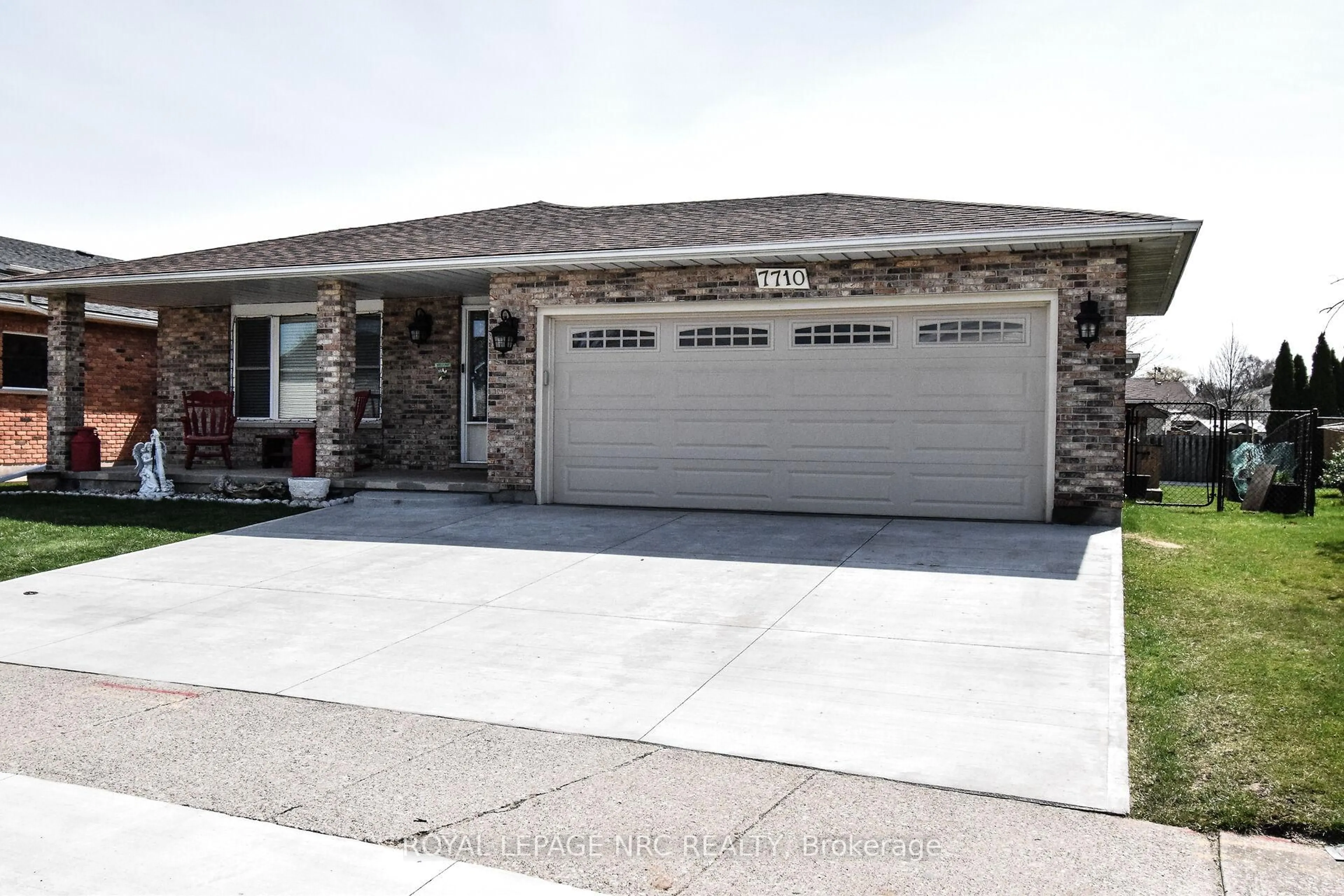 Home with brick exterior material, street for 7710 PREAKNESS St, Niagara Falls Ontario L2H 2Y4