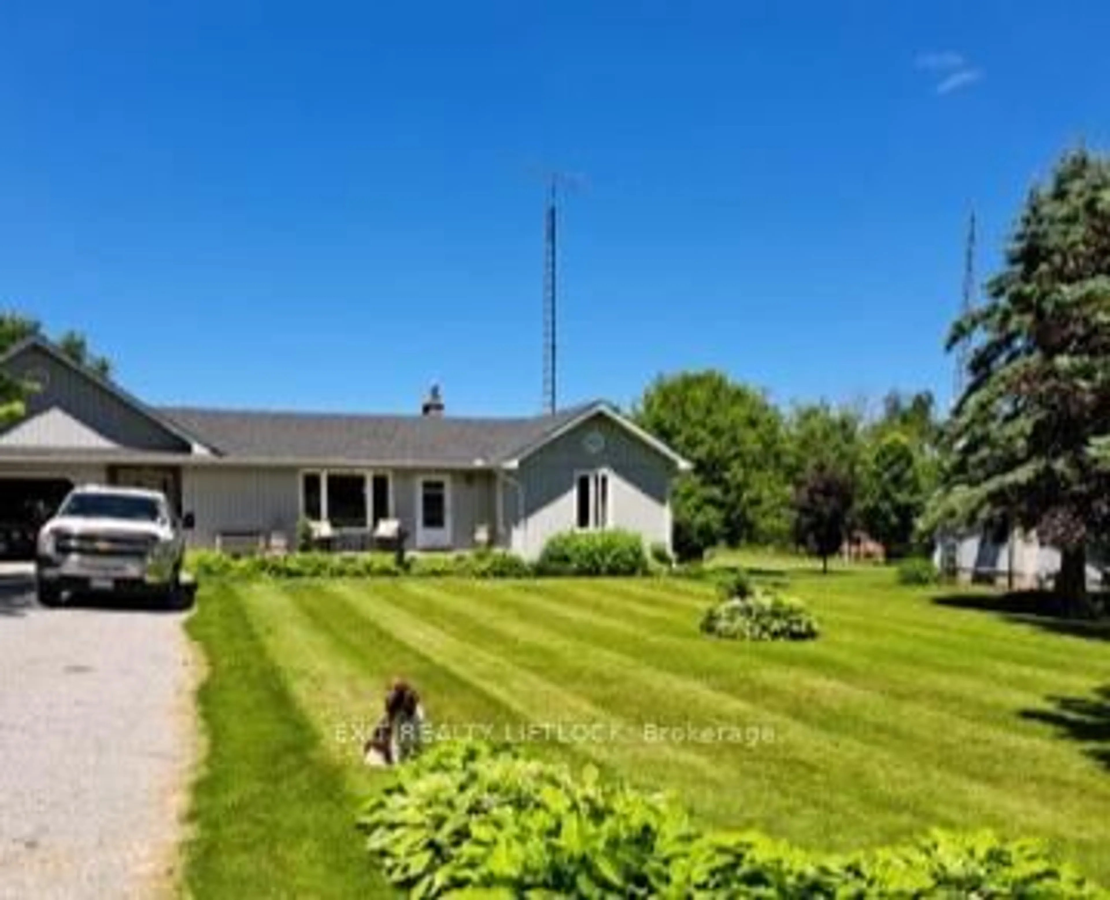 A pic from outside/outdoor area/front of a property/back of a property/a pic from drone, street for 890 Stewart Line, Cavan Monaghan Ontario L0A 1C0