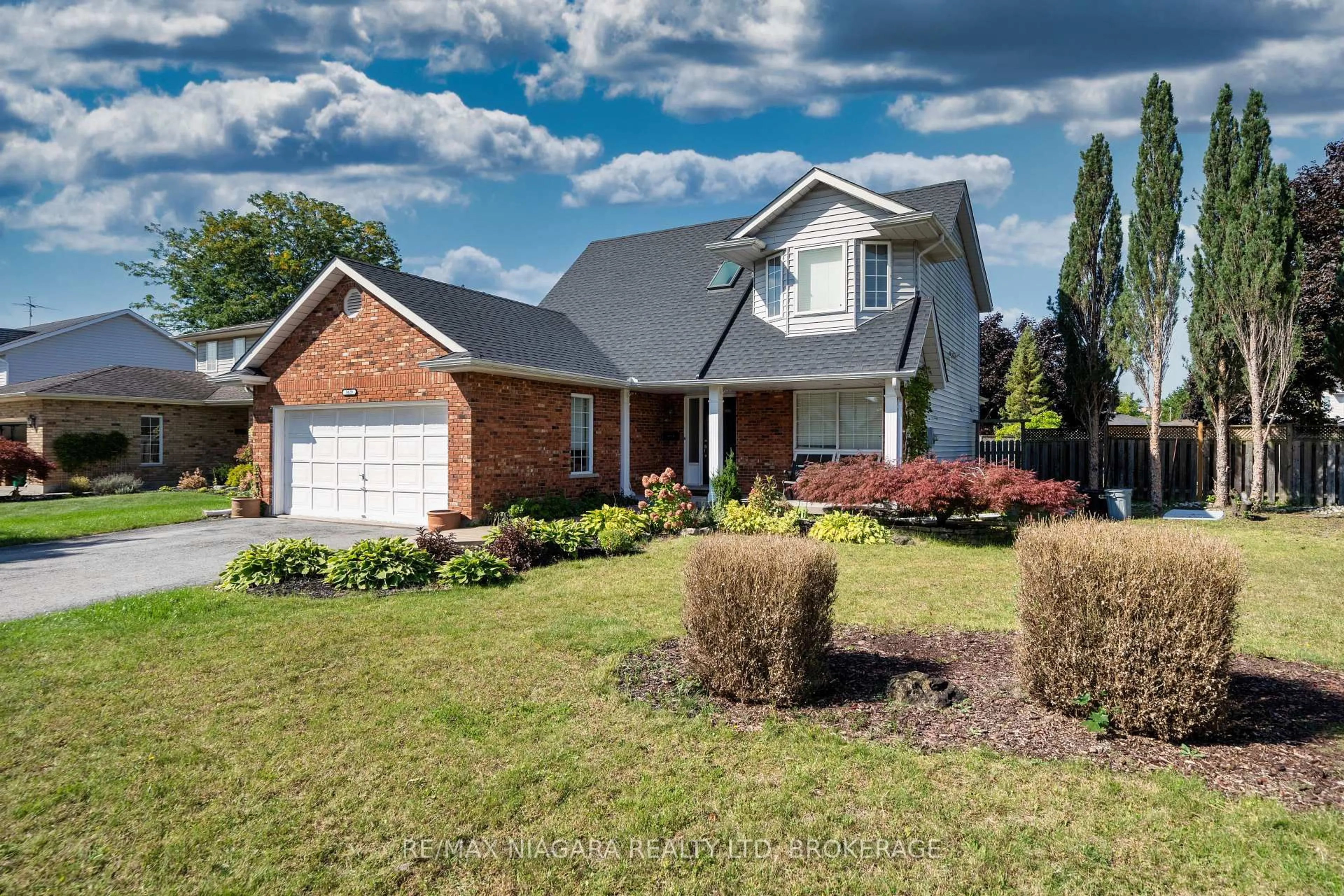 Home with brick exterior material, street for 3829 Northwood Dr, Niagara Falls Ontario L2H 2Y5