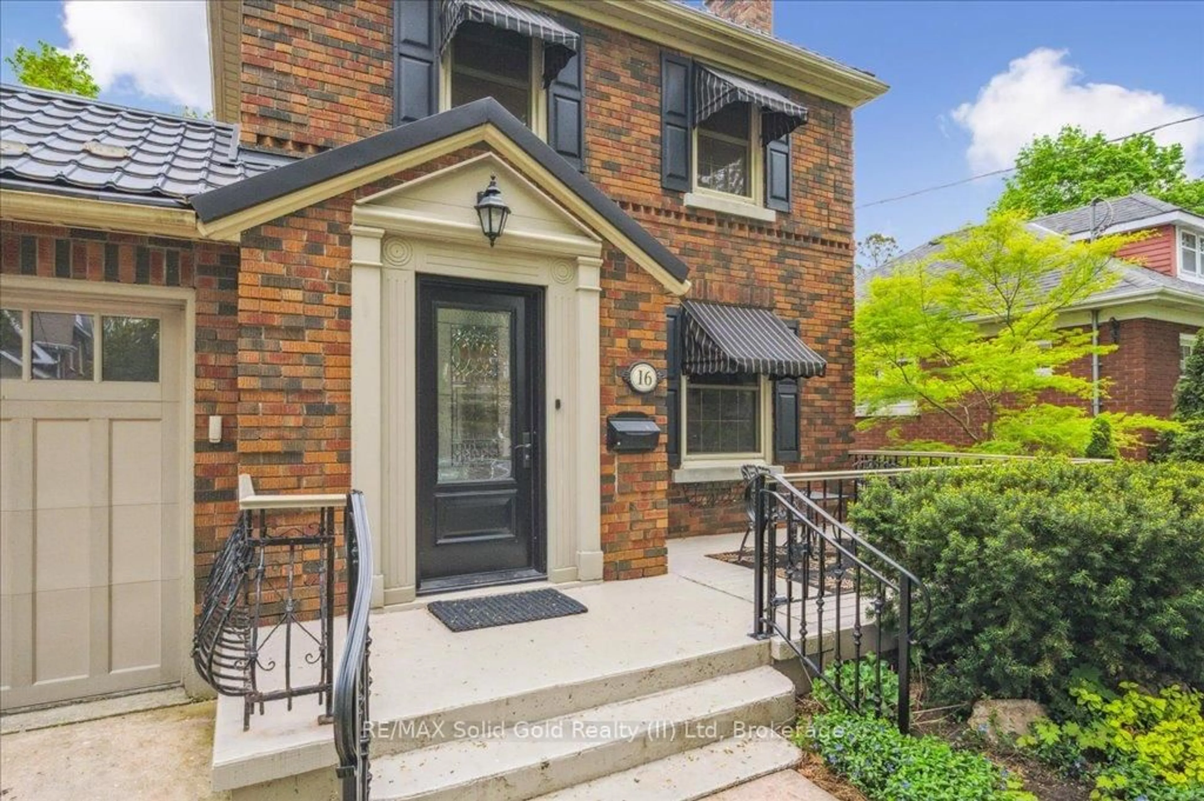 Home with brick exterior material, street for 16 Earl St, Kitchener Ontario N2M 2V4