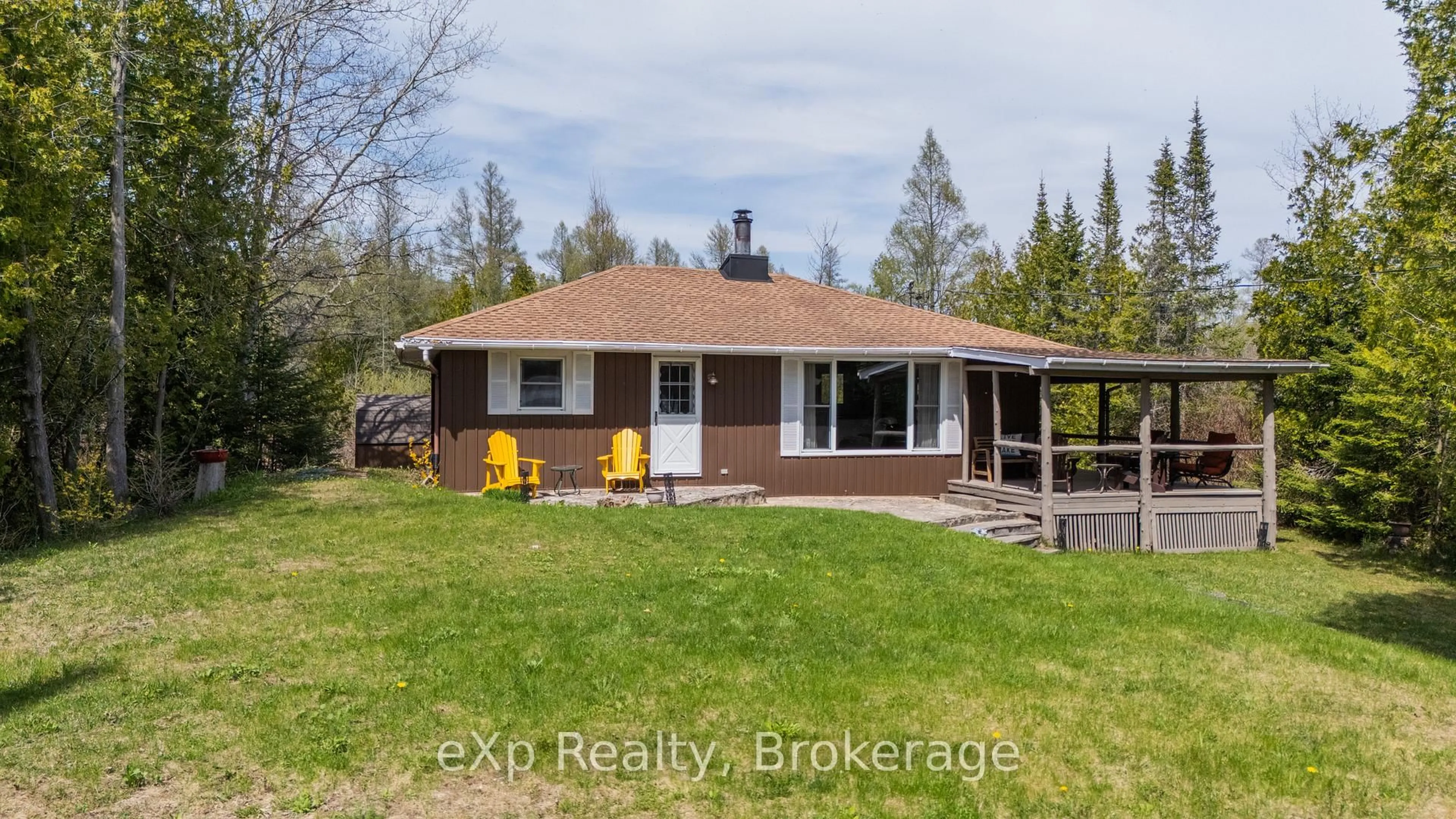 A pic from outside/outdoor area/front of a property/back of a property/a pic from drone, water/lake/river/ocean view for 248 Widgeon Cove Rd, Northern Bruce Peninsula Ontario N0H 2T0