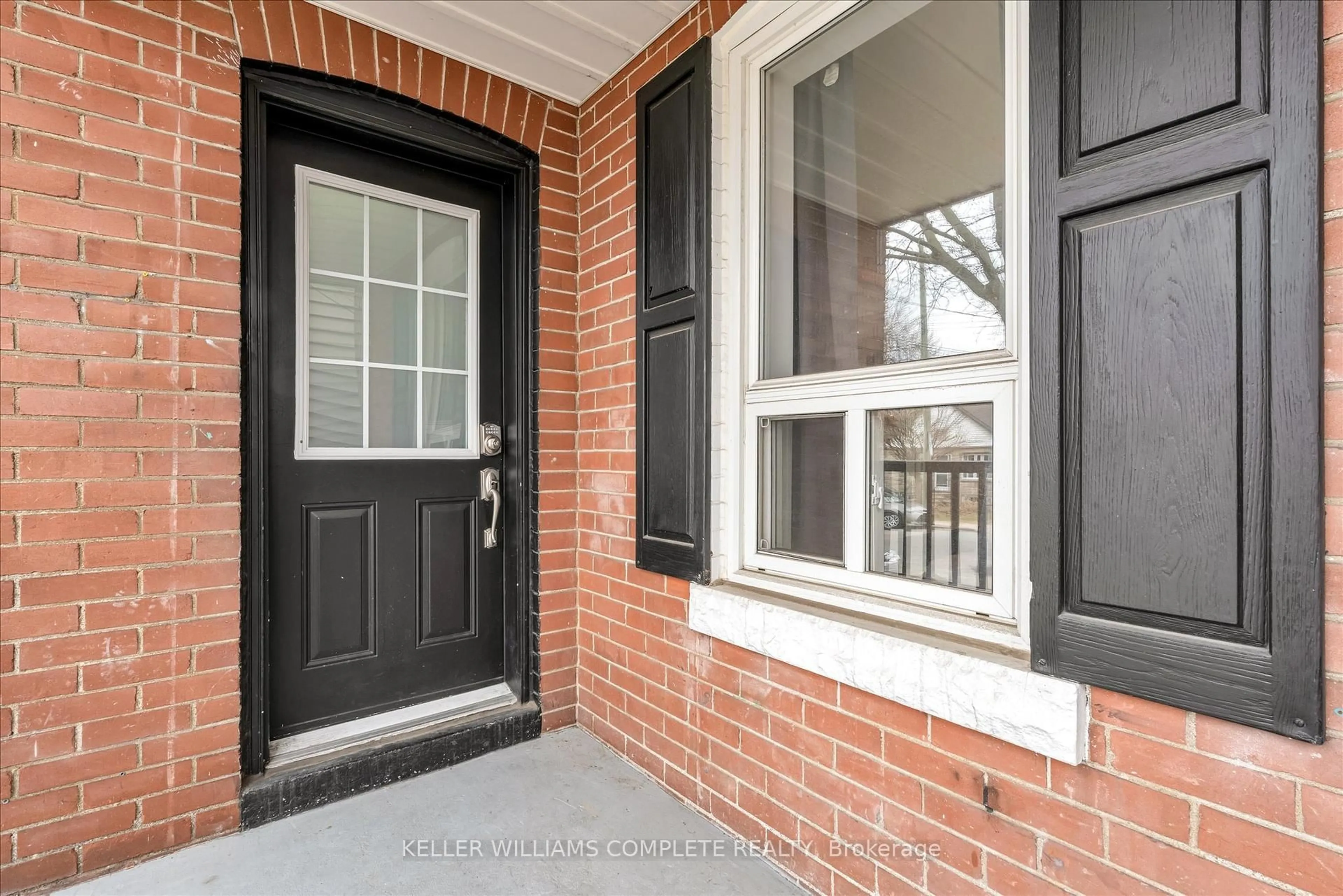 Home with brick exterior material, street for 52 East 24th St, Hamilton Ontario L8V 2X7