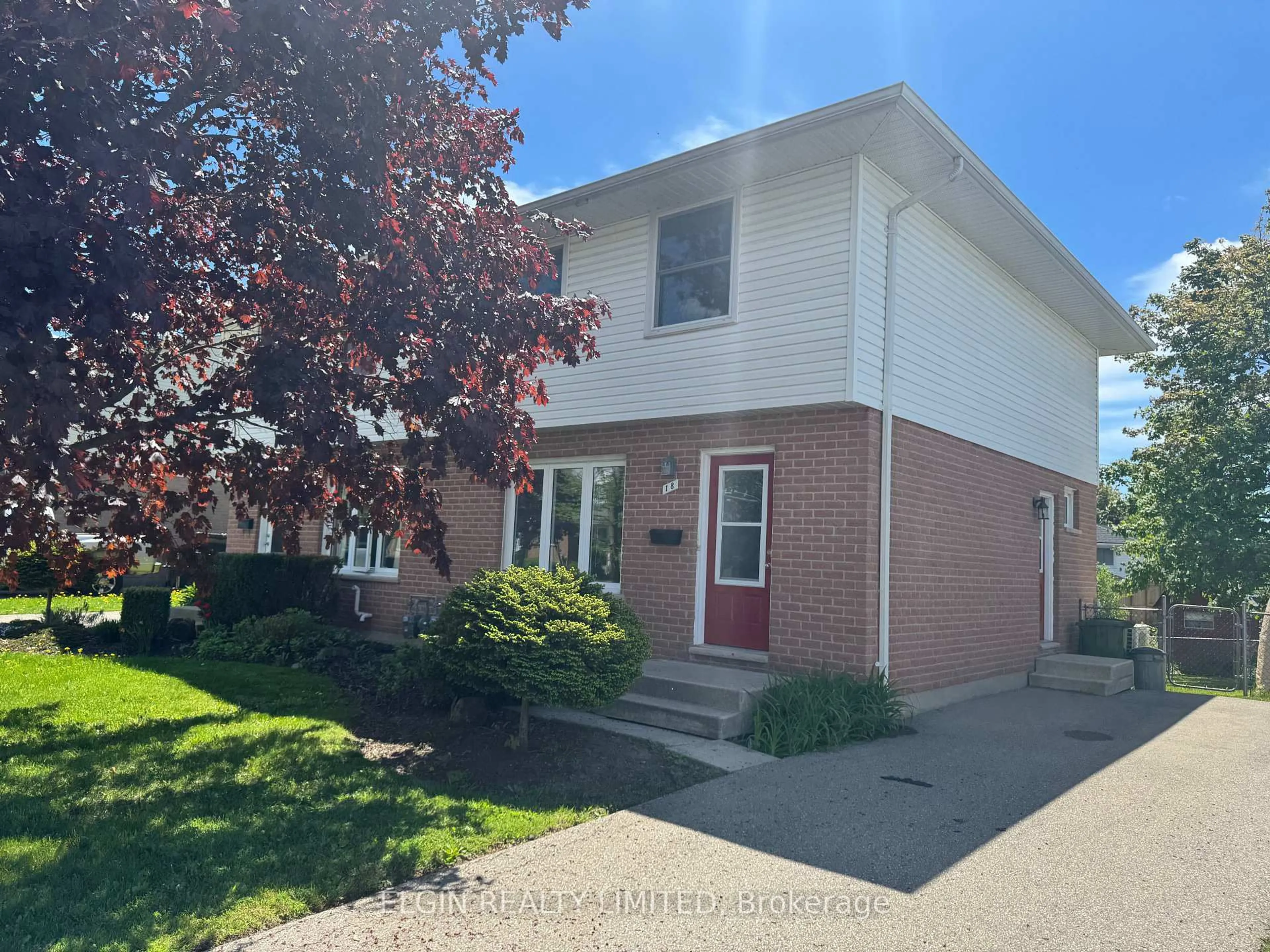 Unknown for 18 Vanier Pl, St. Thomas Ontario N5R 5P8