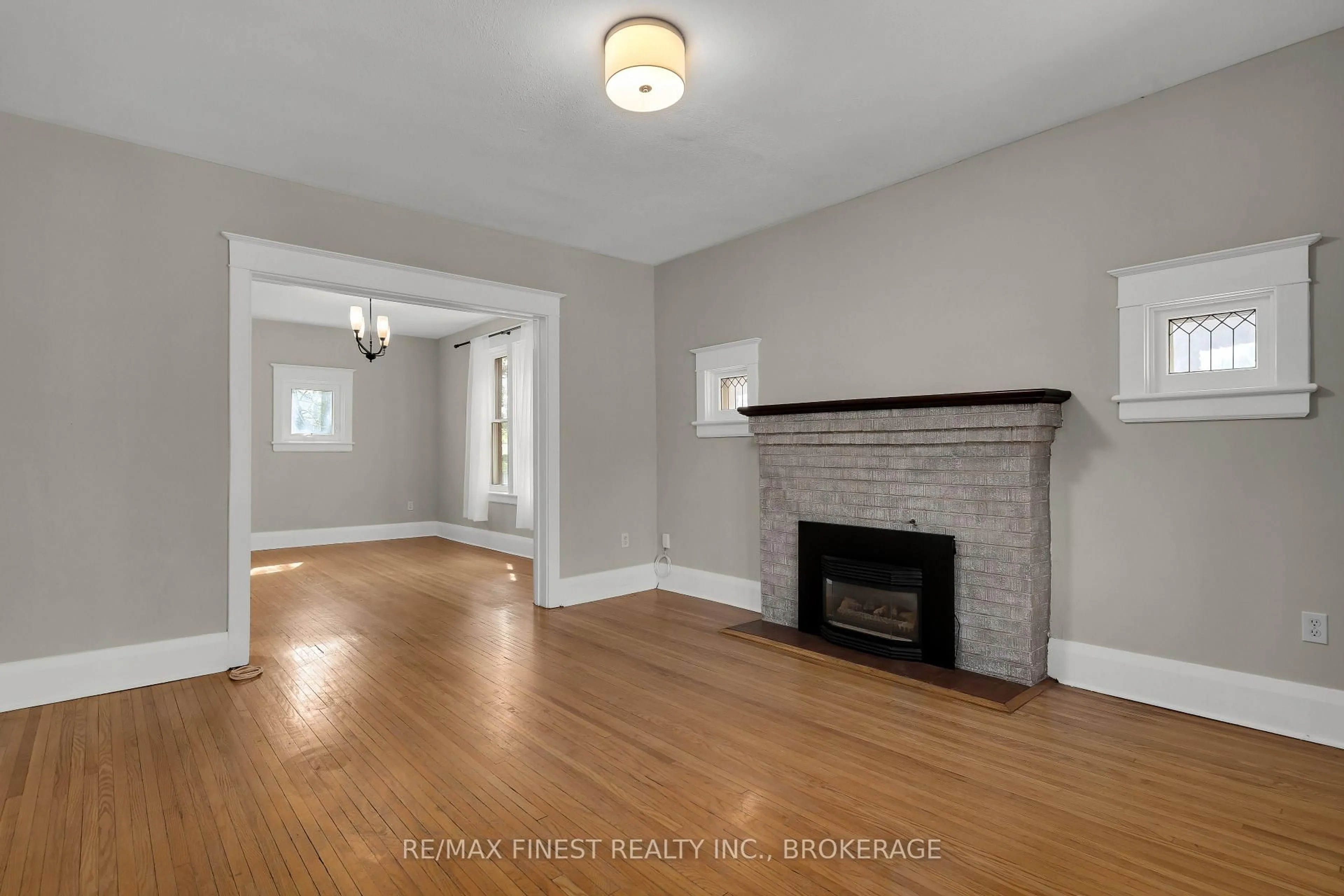 Living room with furniture, unknown for 369 Victoria St, Kingston Ontario K7L 3Z4
