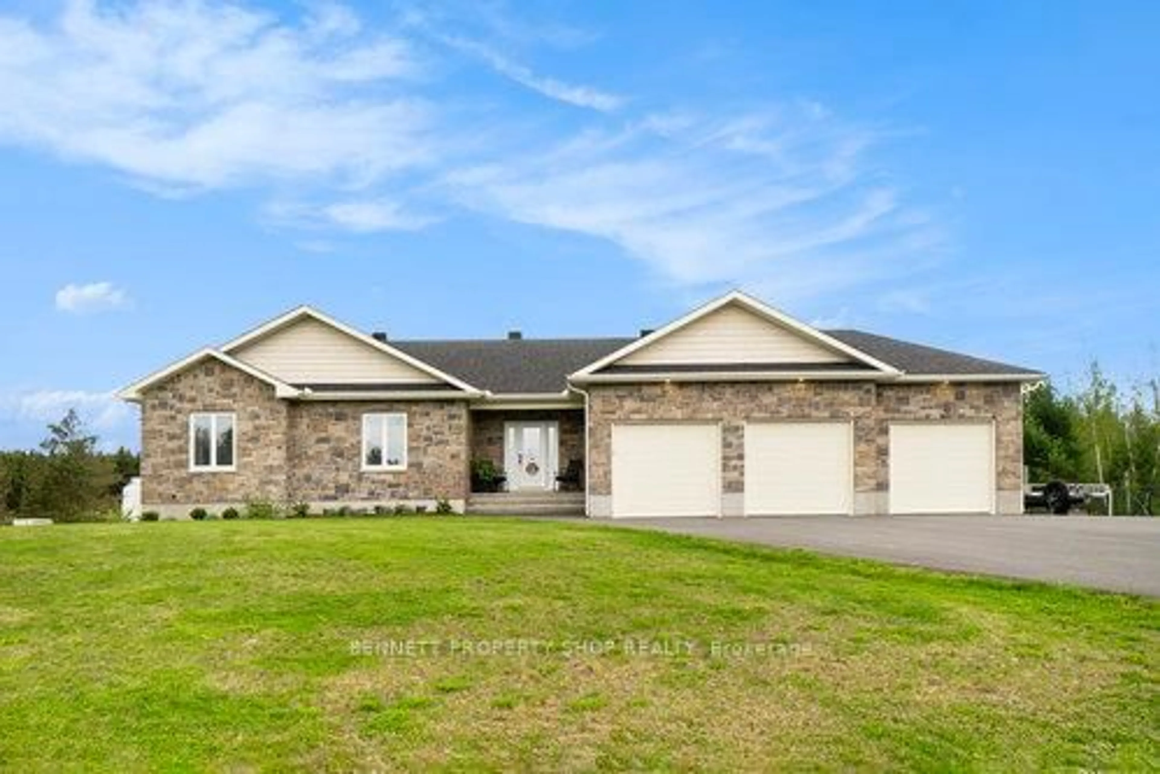 Home with brick exterior material, unknown for 10541 Wylie Way, North Dundas Ontario K0E 1S0