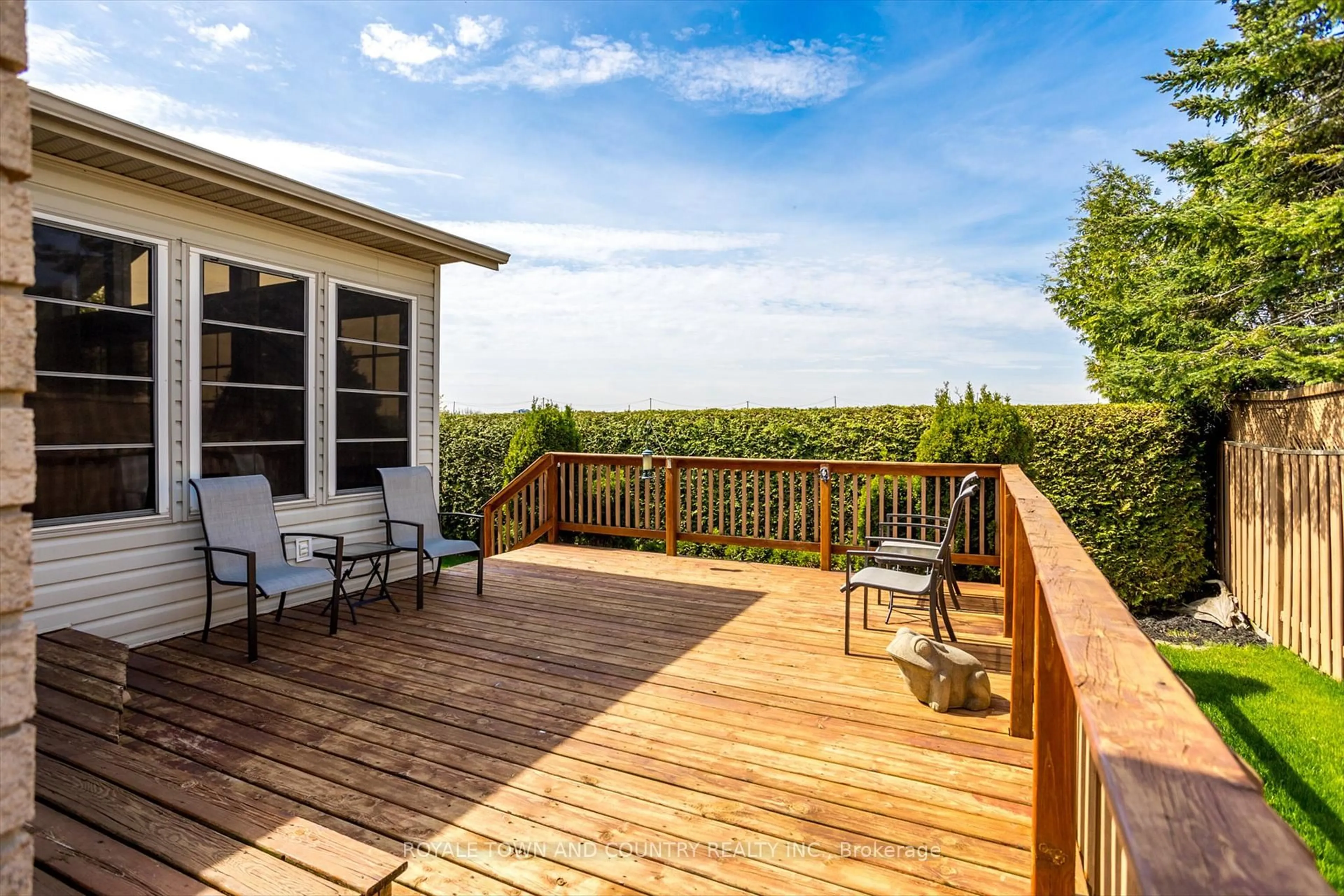 Patio, water/lake/river/ocean view for 25 Sylvester Dr, Kawartha Lakes Ontario K9V 6E7