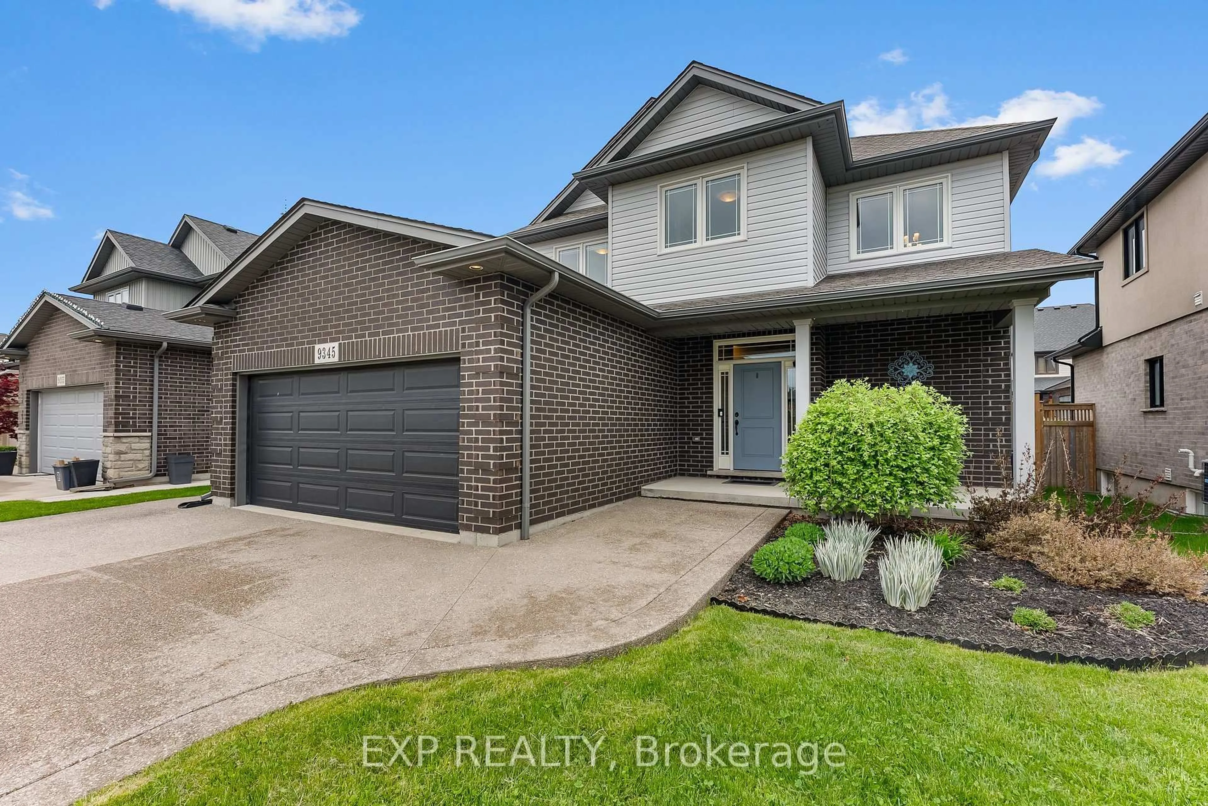 Home with brick exterior material, street for 9345 Eagle Ridge Dr, Niagara Falls Ontario L2H 0G3