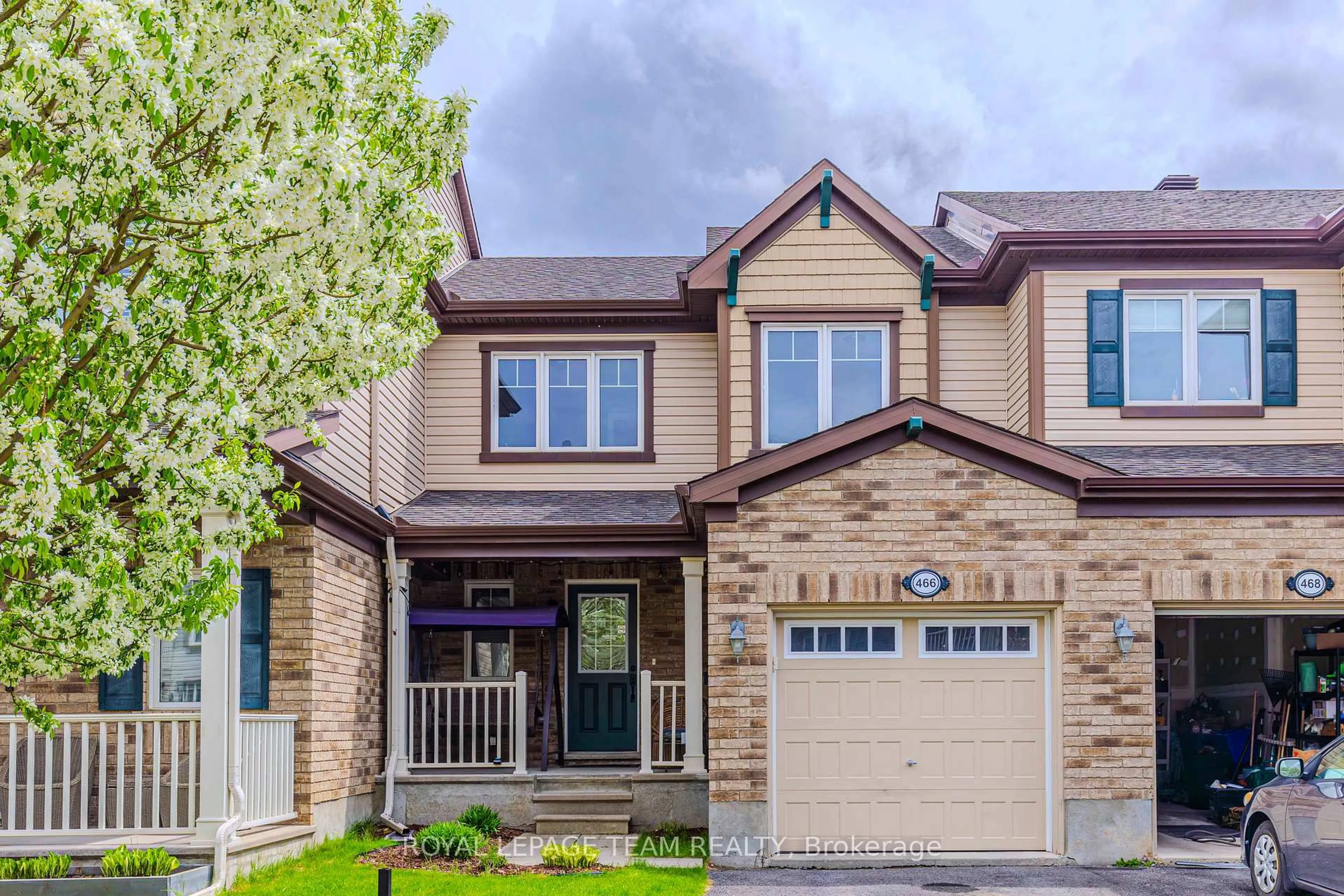 Home with brick exterior material, street for 466 Meadowhawk Cres, Ottawa Ontario K2J 5W7