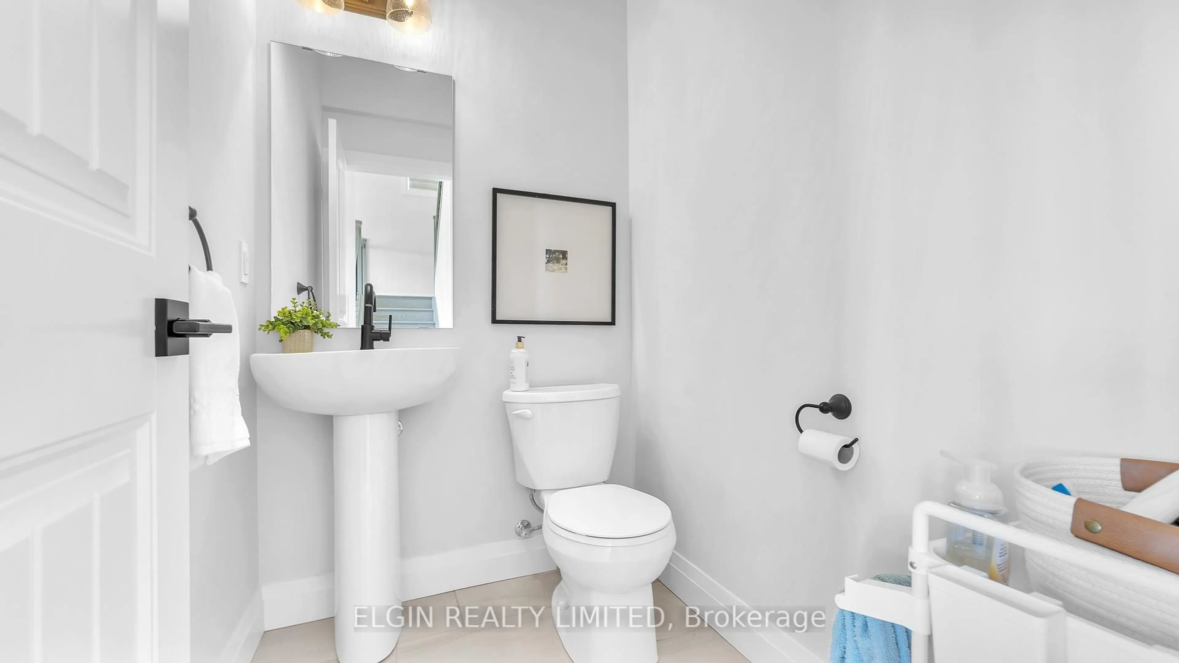 Standard bathroom, ceramic/tile floor for 54 Optimist Dr, Southwold Ontario N5P 0G4