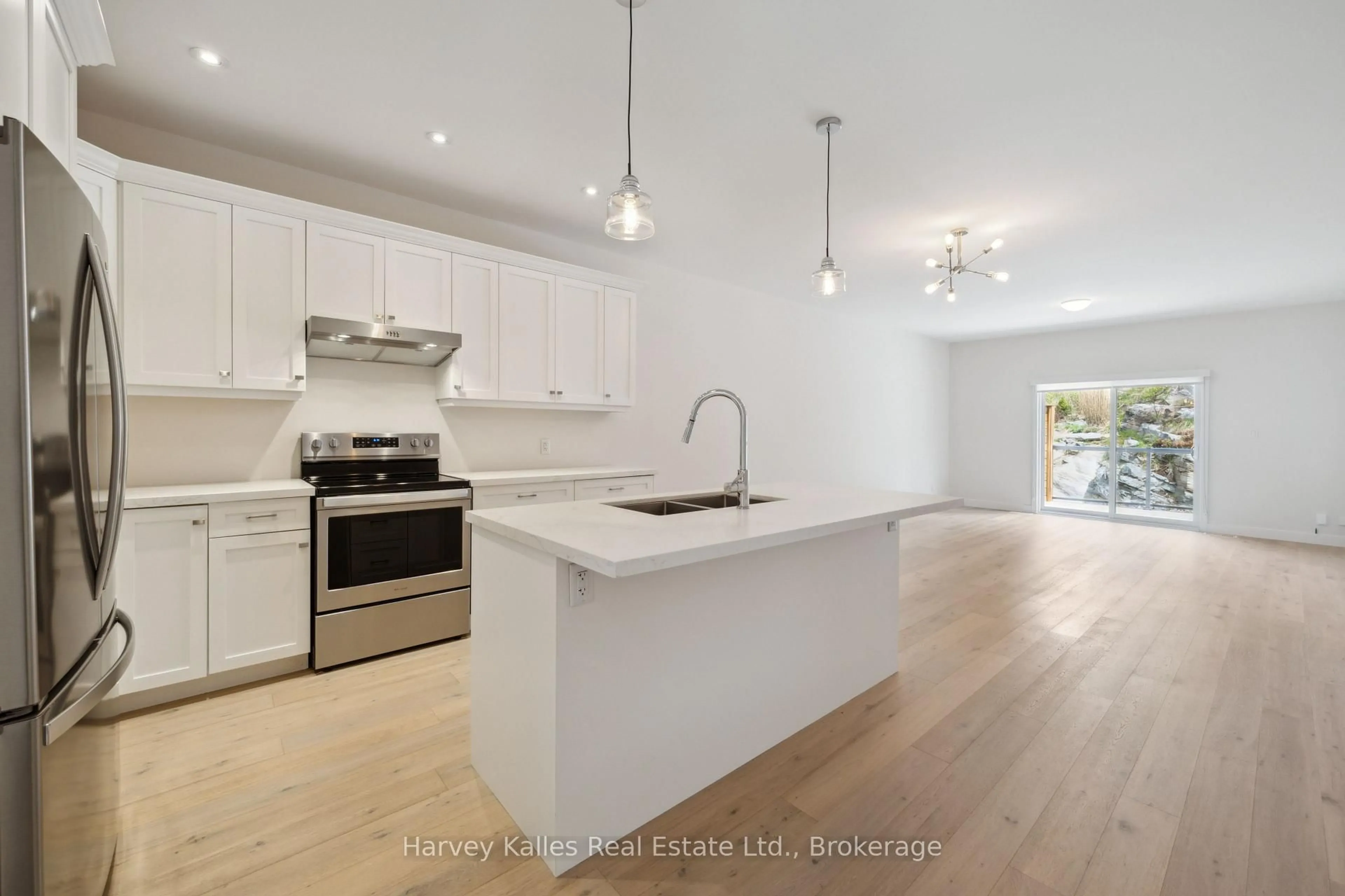Open concept kitchen, unknown for 9 Cascade Lane, Huntsville Ontario P1H 1Y3