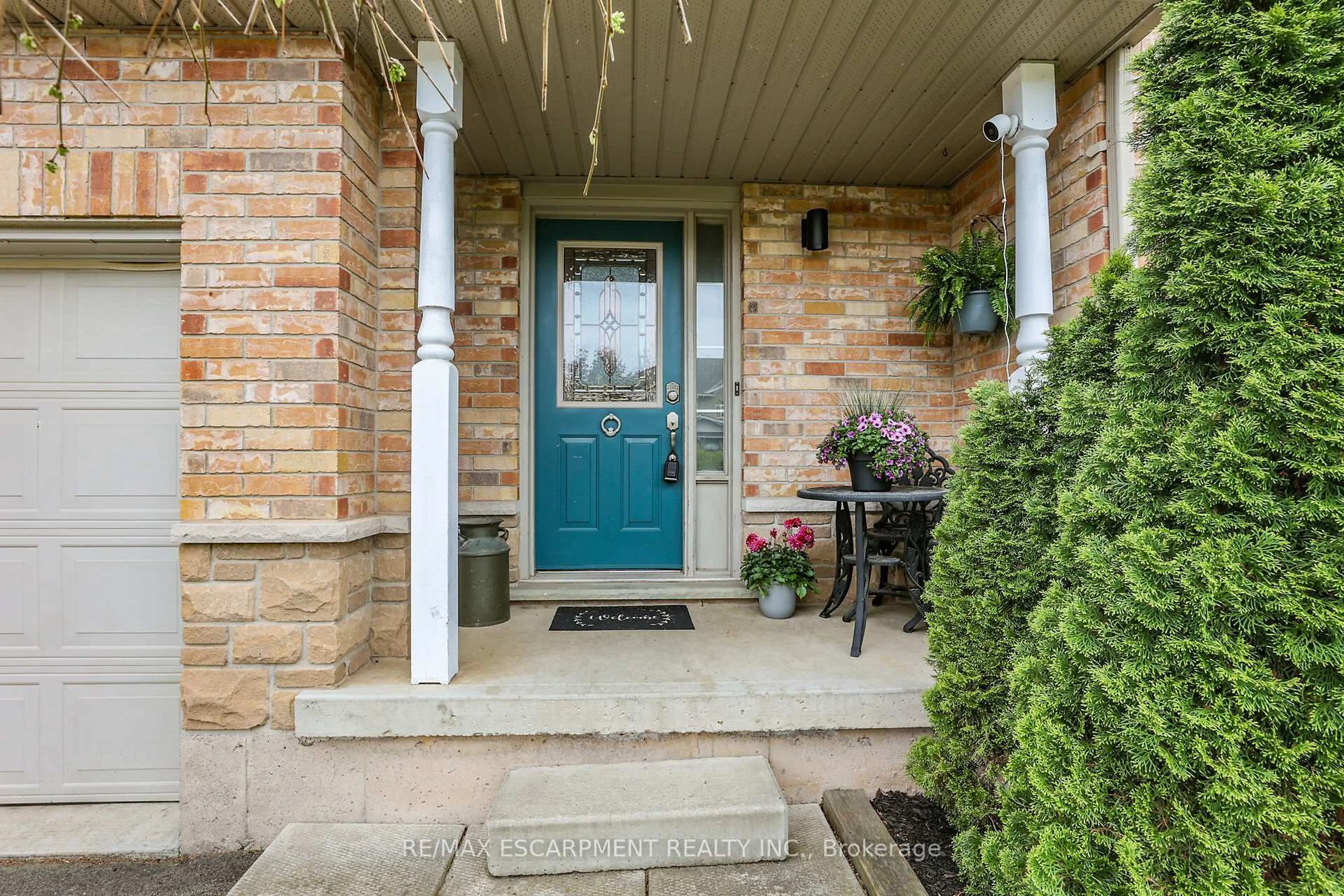 Unknown for 41 Magnolia Cres, Grimsby Ontario L3M 5N1