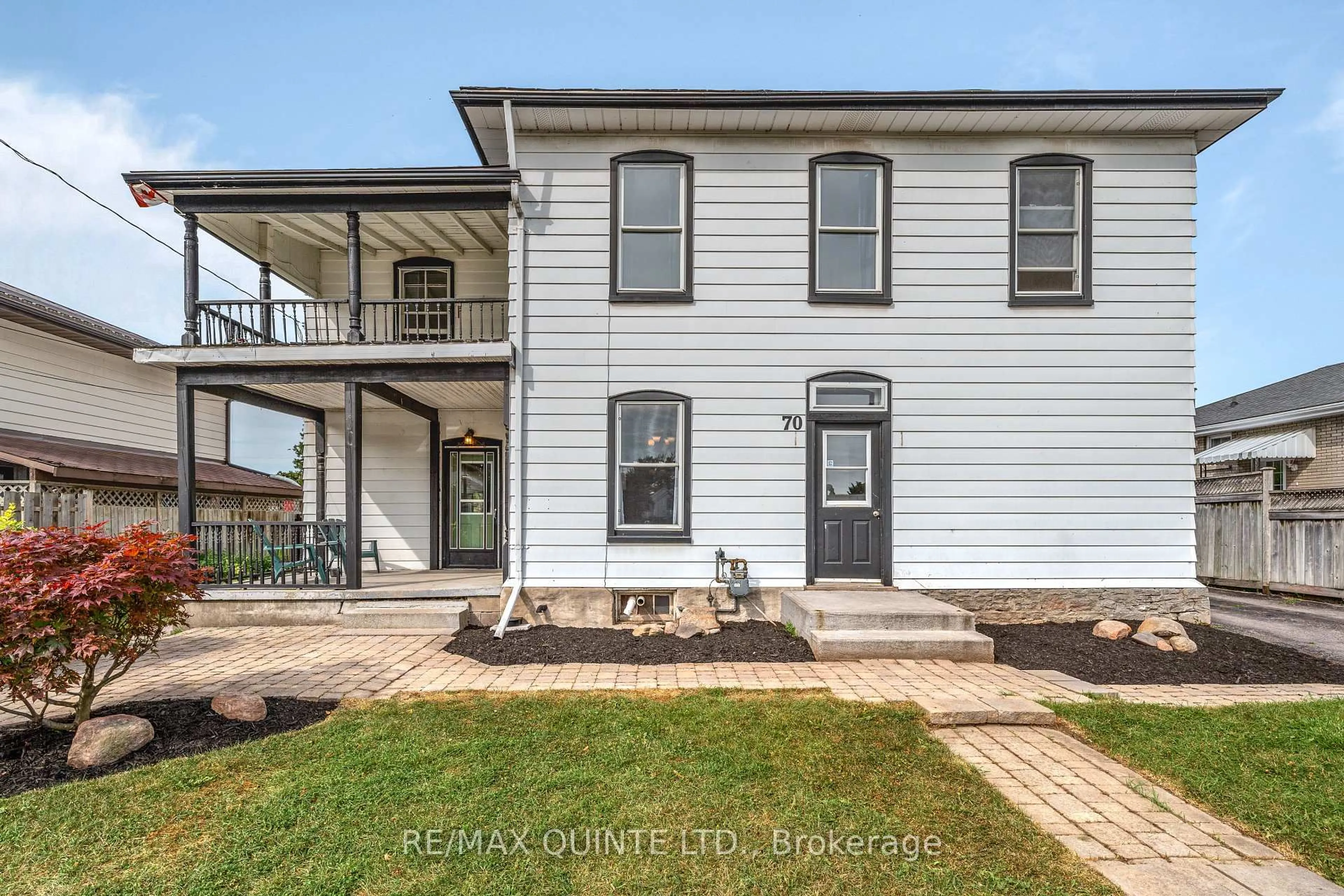 Home with vinyl exterior material, street for 70 SINCLAIR St, Belleville Ontario K8P 3S8
