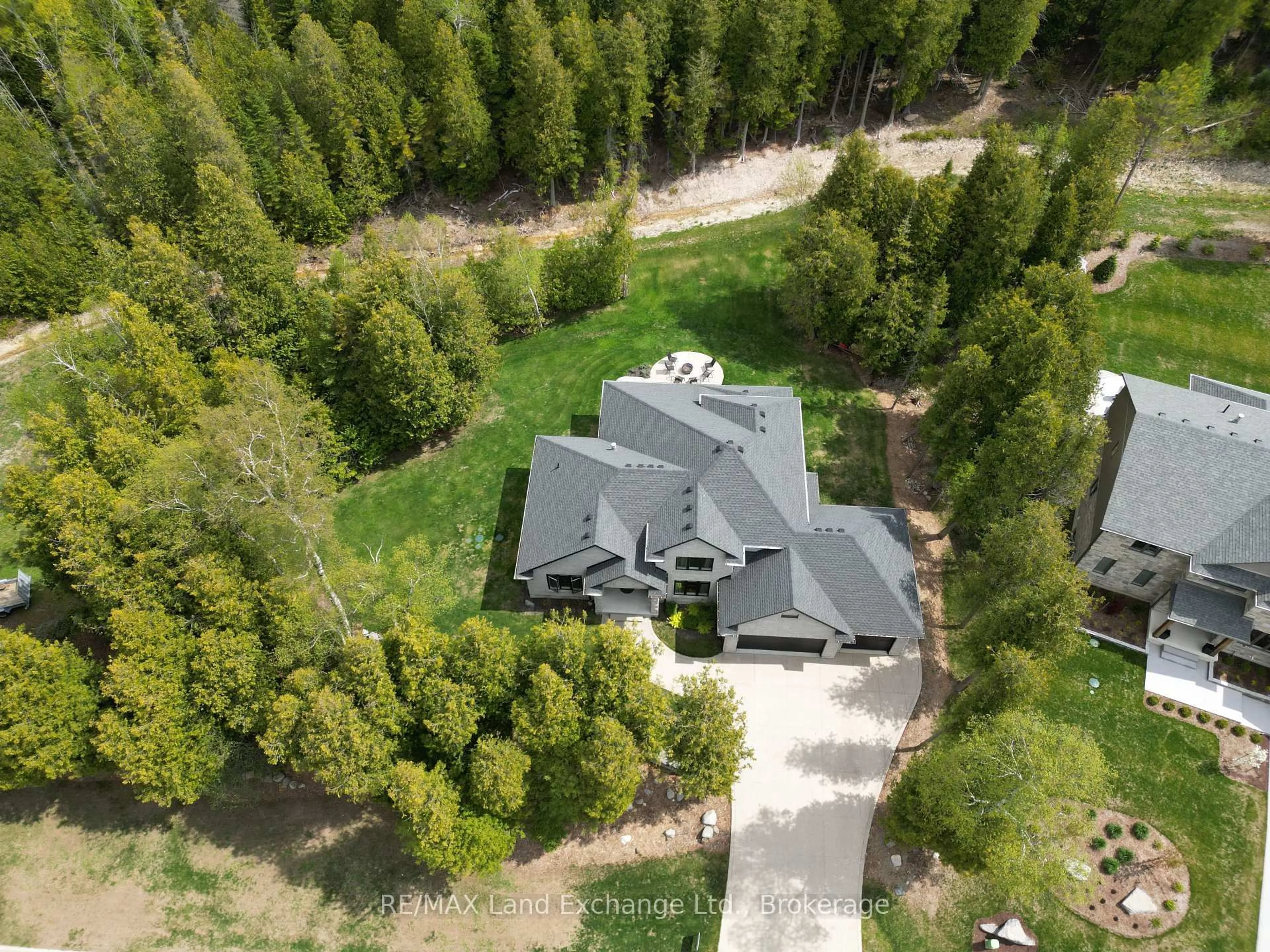 A pic from outside/outdoor area/front of a property/back of a property/a pic from drone, forest/trees view for 158 Upper Lorne Beach Rd, Kincardine Ontario N0G 2T0