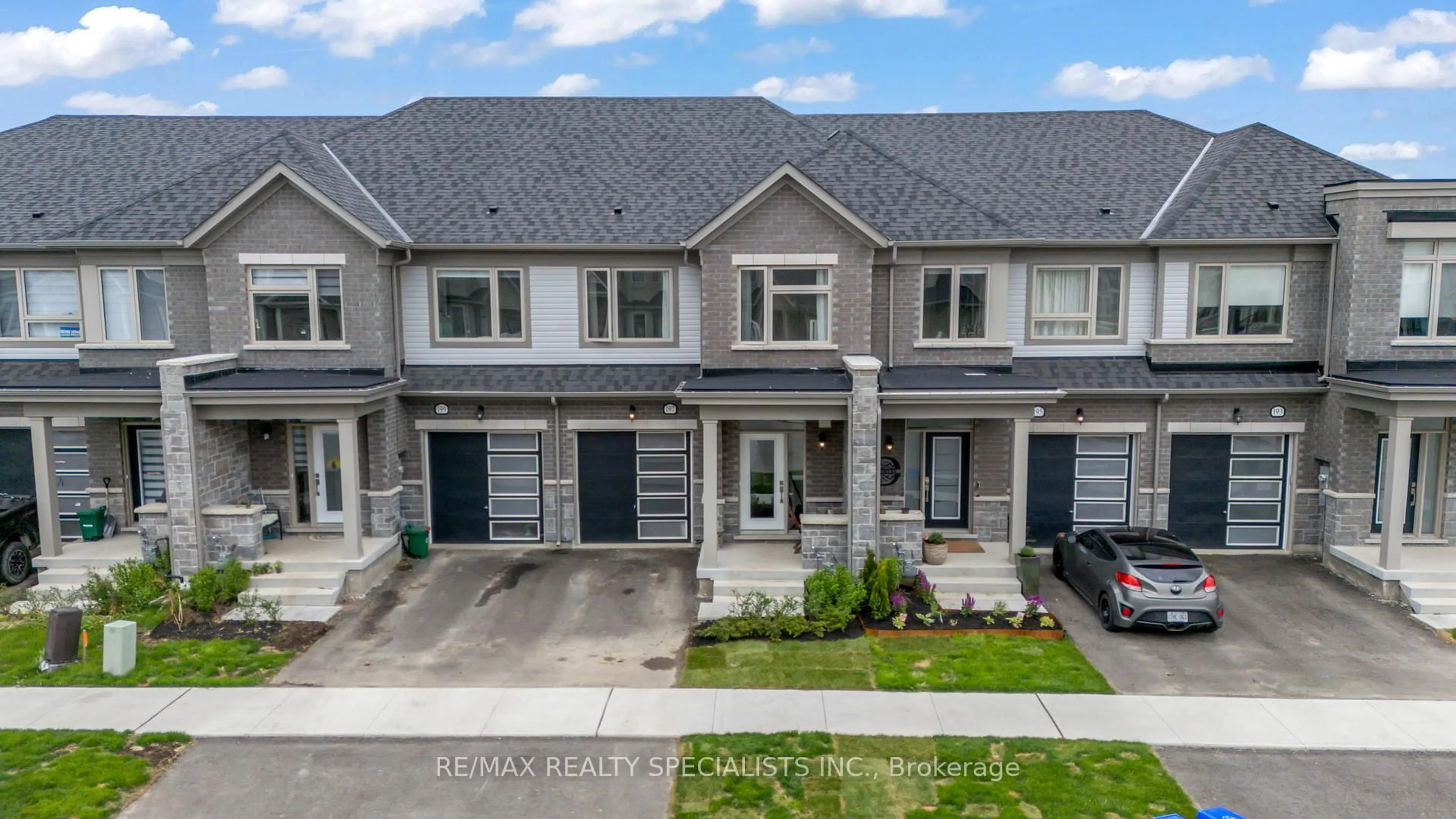 A pic from outside/outdoor area/front of a property/back of a property/a pic from drone, street for 197 Farley Rd, Centre Wellington Ontario N1M 0J2