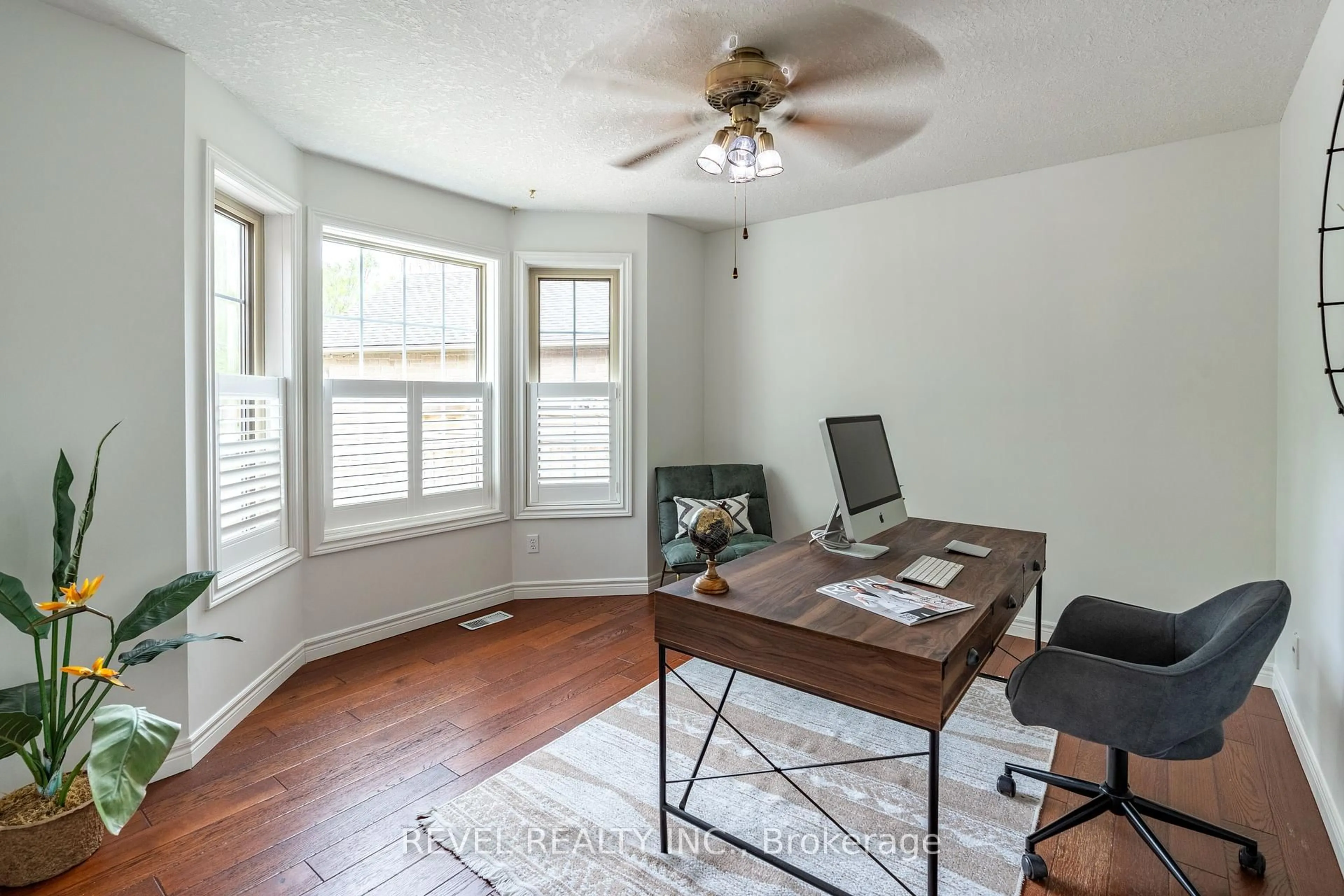 A pic of a room for 632 Bayhampton Cres, Waterloo Ontario N2K 3N9