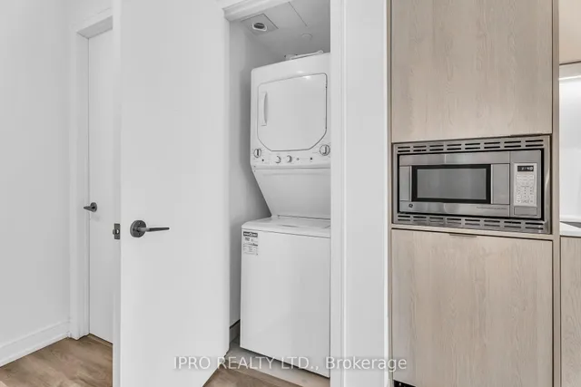 Additional property image - 1 Jarvis St Unit 828