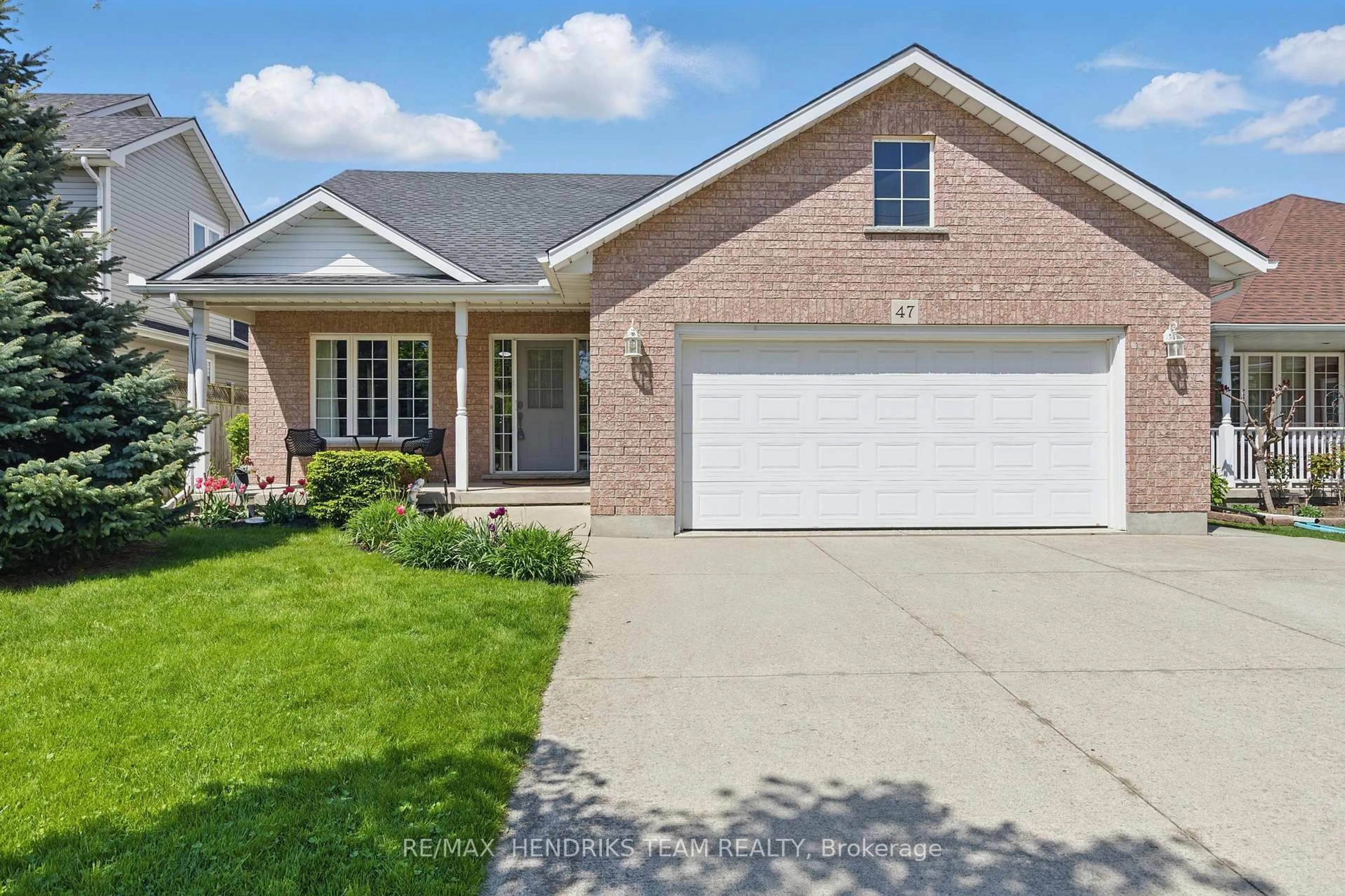 Home with brick exterior material, street for 47 First Street Louth N/A, St. Catharines Ontario L2W 1C7