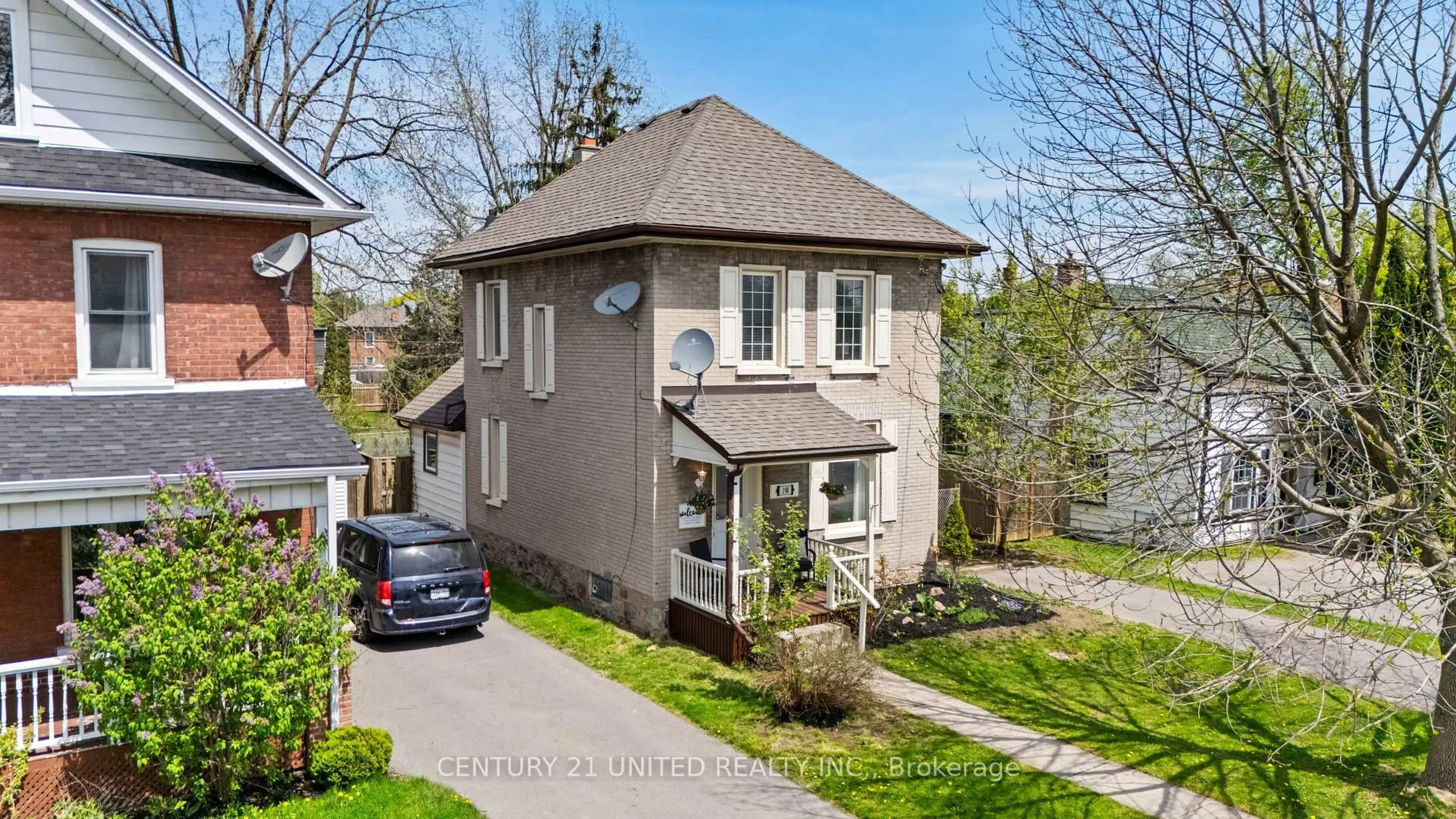Home with brick exterior material, street for 198 Braidwood Ave, Peterborough South Ontario K9J 1V1