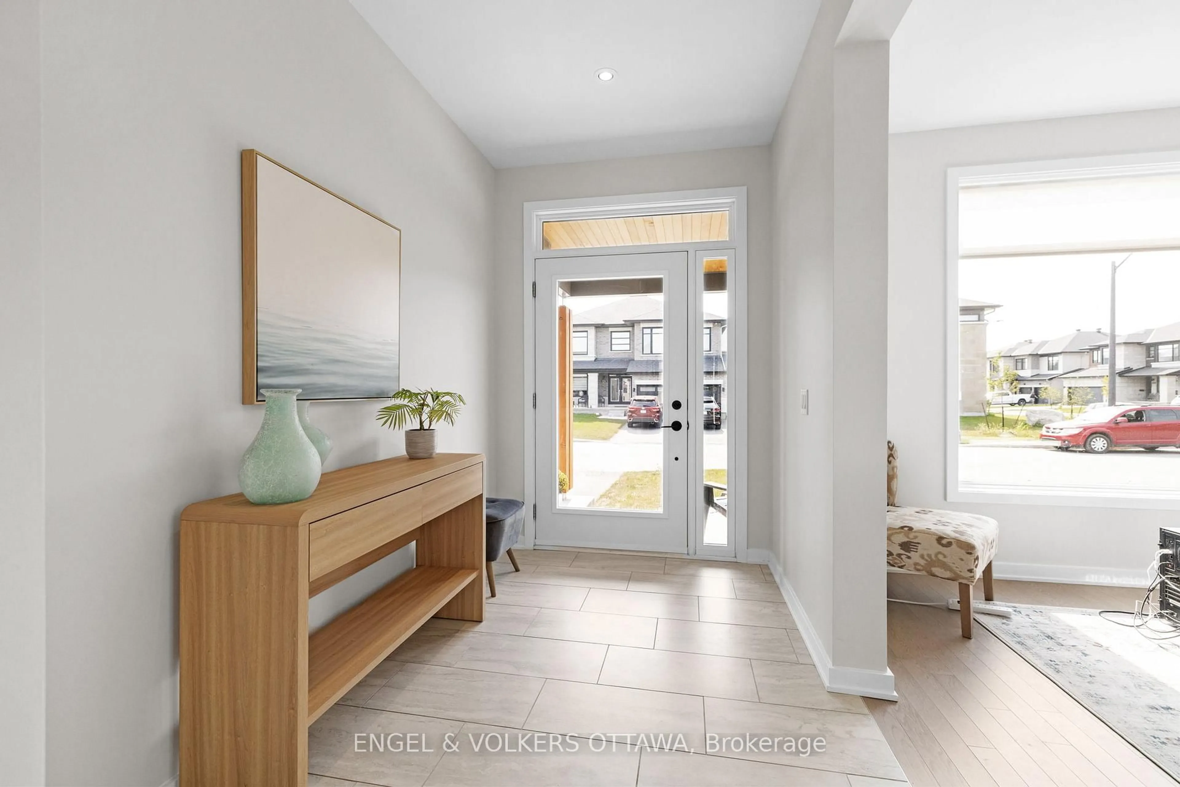 Indoor entryway for 126 Orchestra Way, Ottawa Ontario K4M 0R5