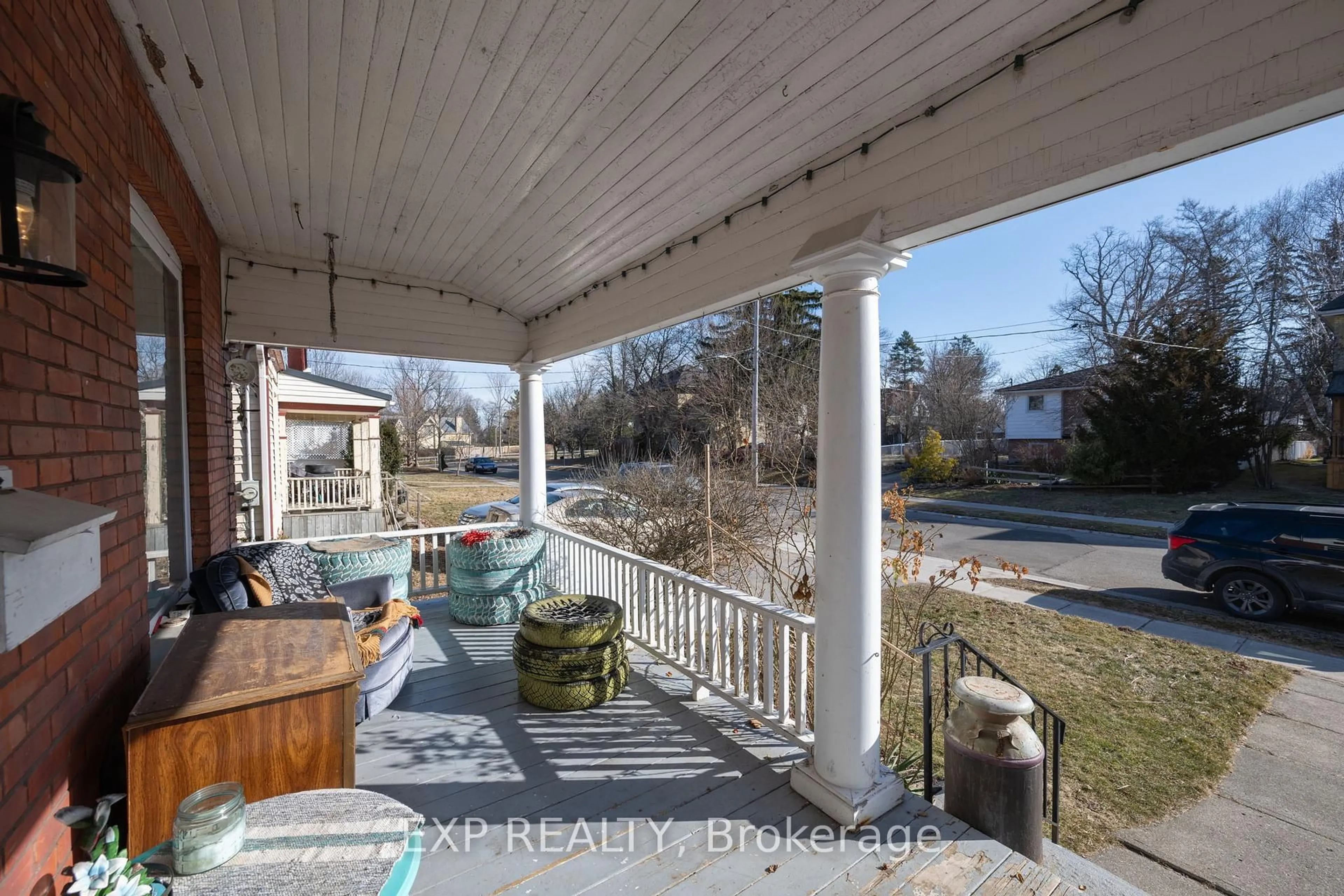 Patio, water/lake/river/ocean view for 11 West Ave, St. Thomas Ontario N5R 3P4