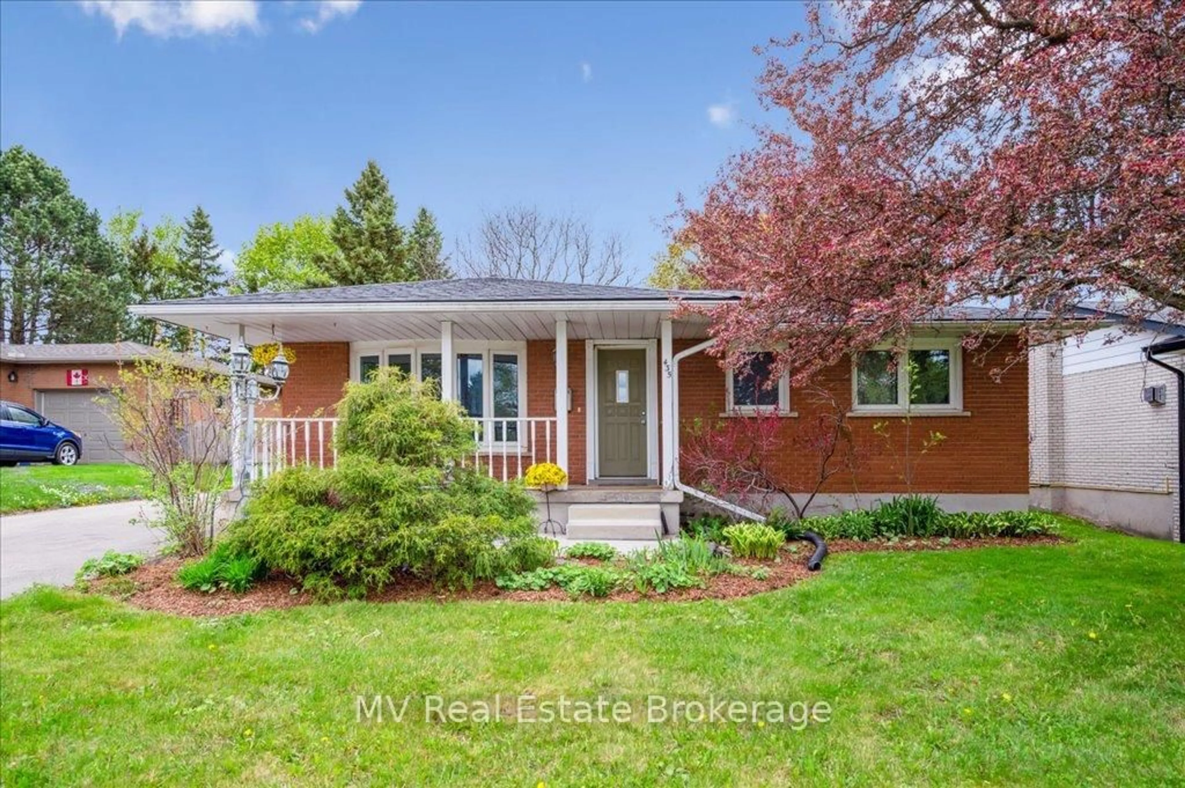 Home with brick exterior material, street for 435 Scotland St, Centre Wellington Ontario N1M 2B7