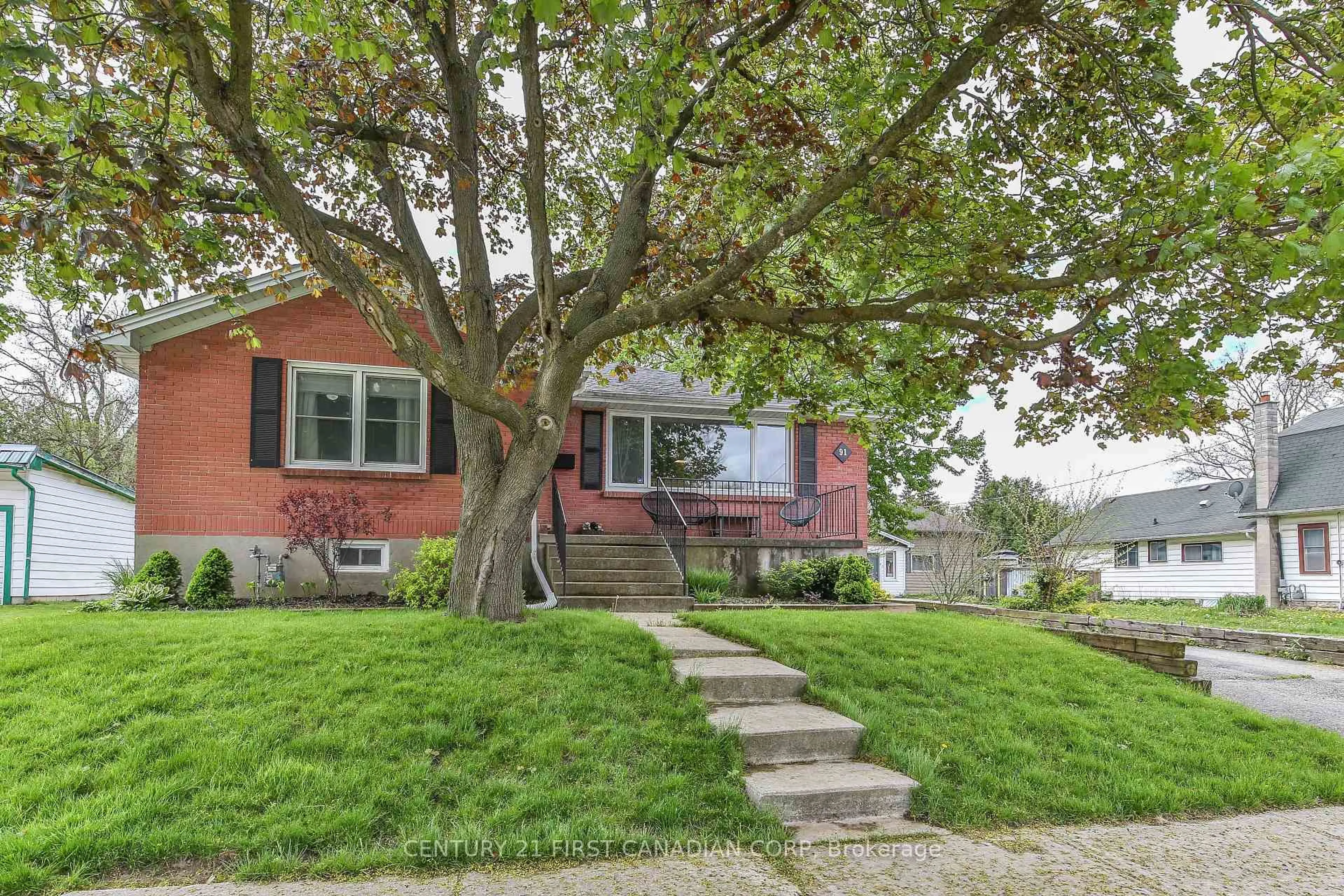 Unknown for 91 Langarth St, London South Ontario N6H 1P5