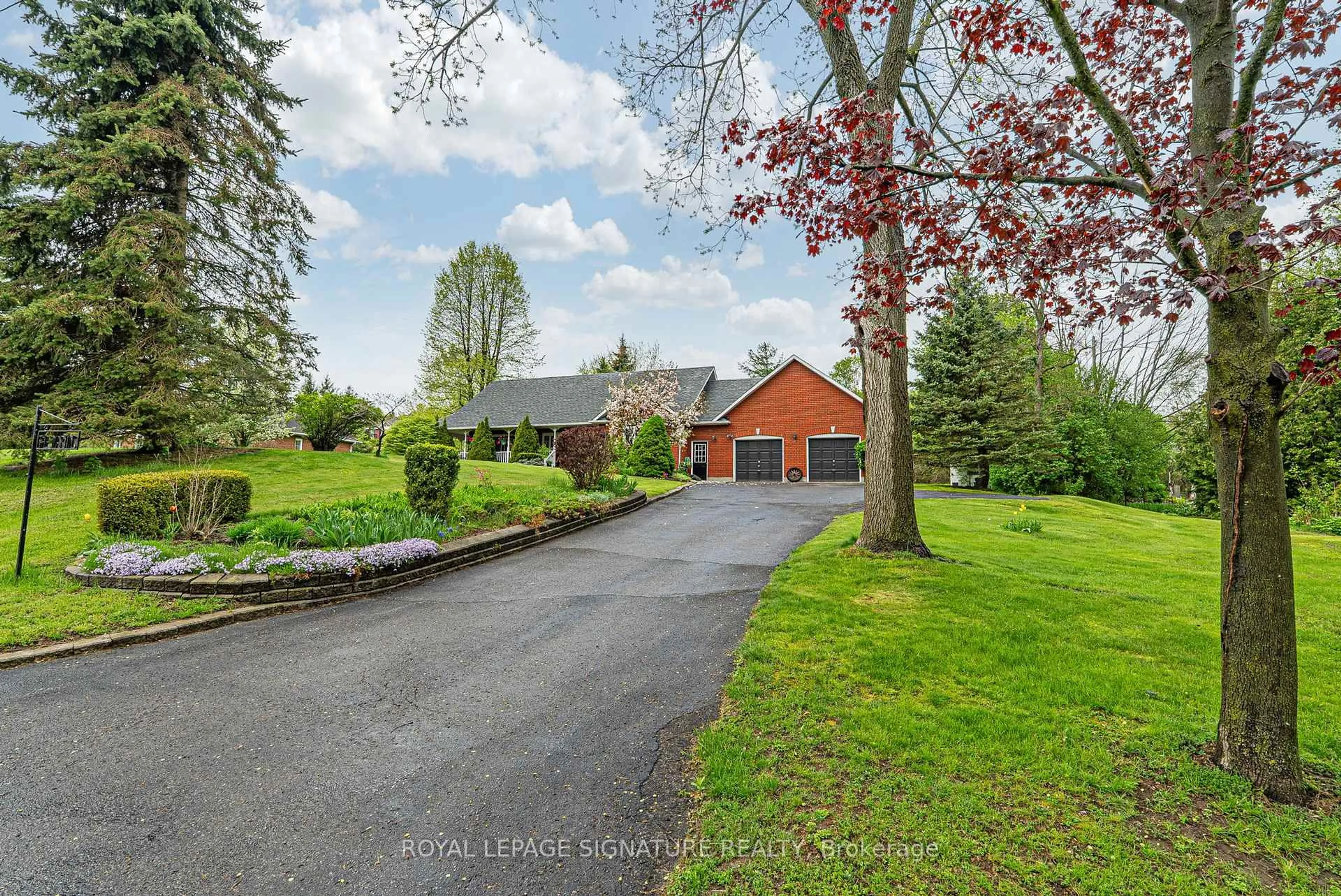 A pic from outside/outdoor area/front of a property/back of a property/a pic from drone, street for 15 Oliver's Lane, Cobourg Ontario K9A 5R1