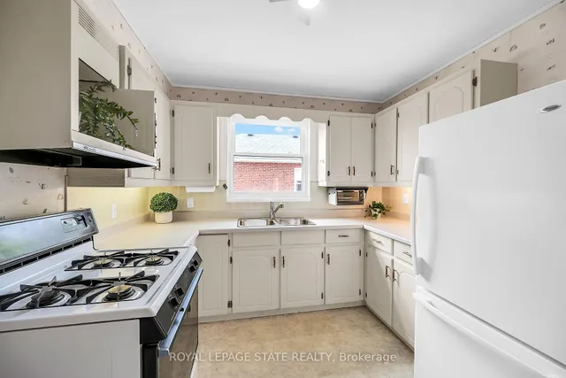 Additional property image - 138 East 33rd St
