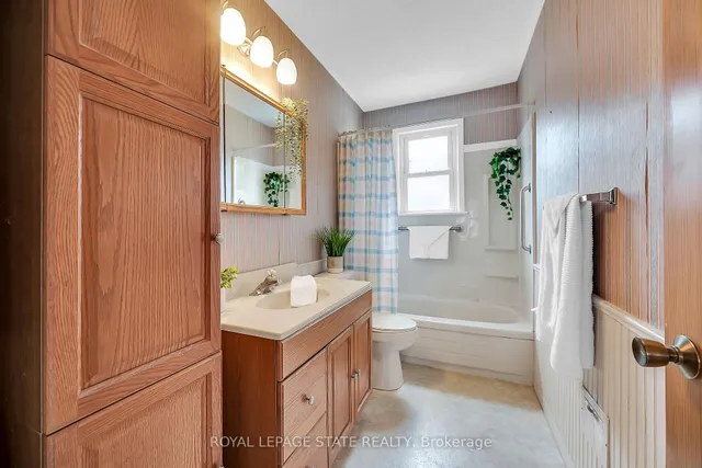 Additional property image - 138 East 33rd St