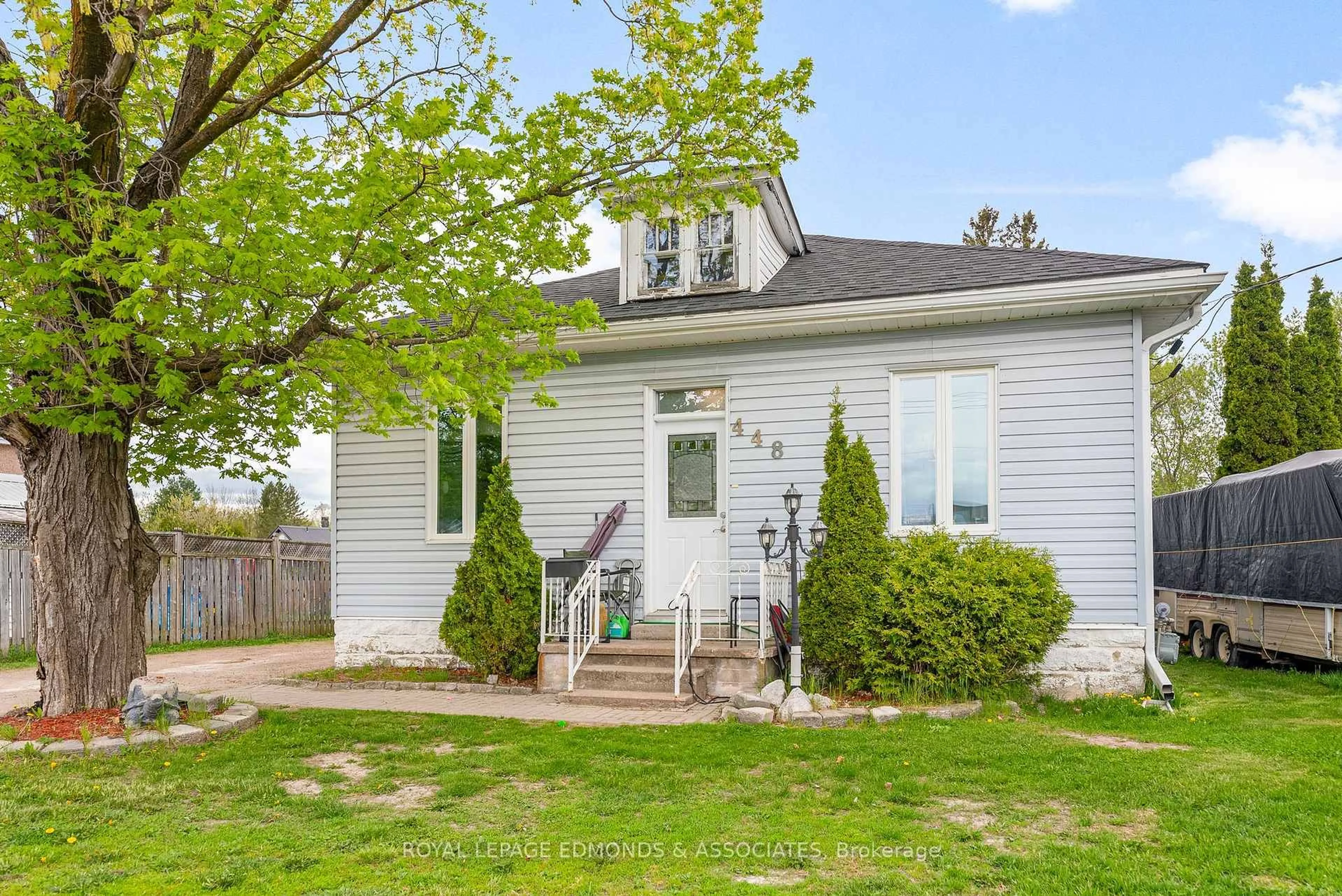 Home with vinyl exterior material, street for 448 Eganville Rd, Pembroke Ontario K8A 4E2