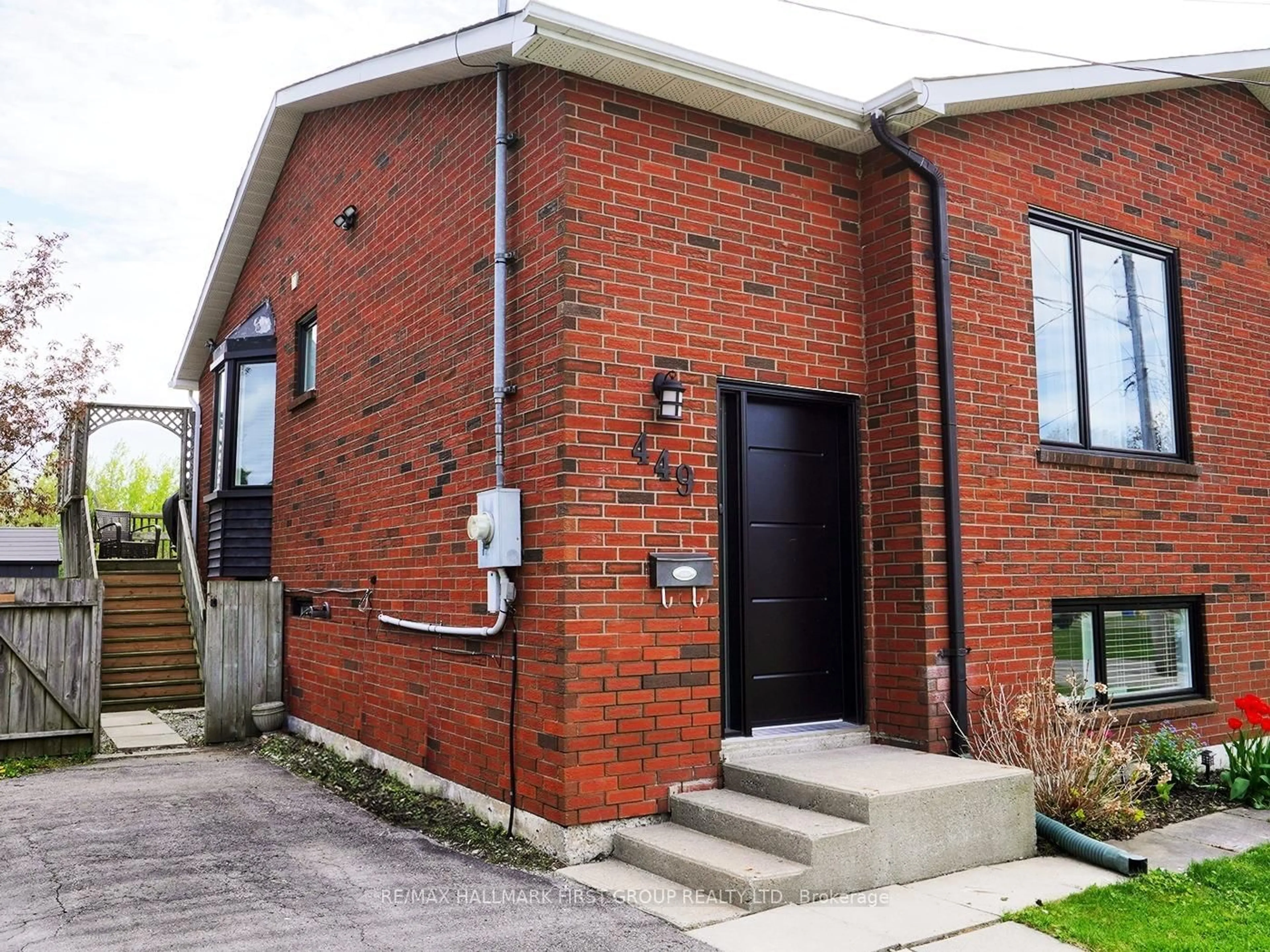 Home with brick exterior material, building for 449 Burnham Manor Crt, Cobourg Ontario K9A 5B9
