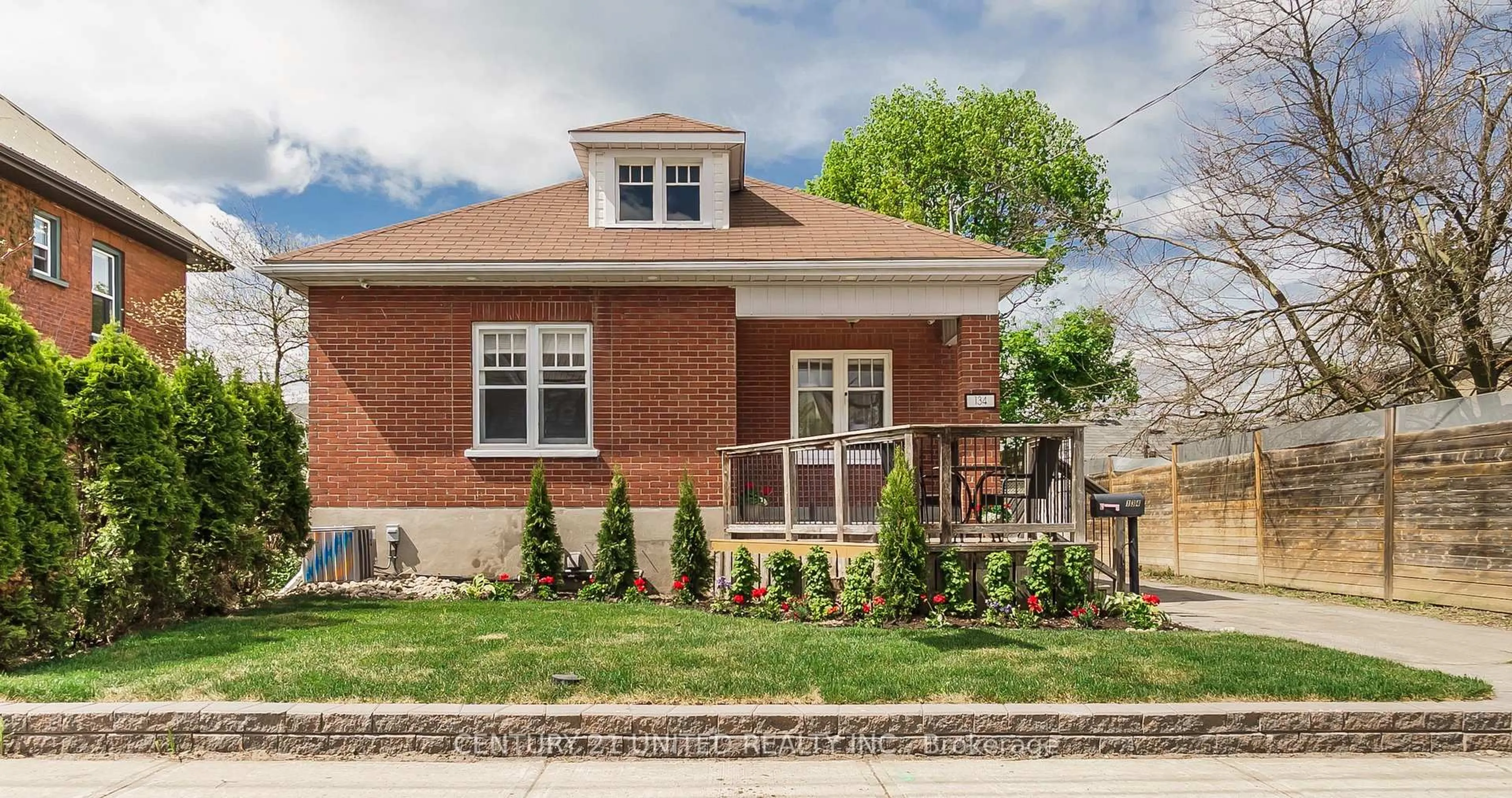 Home with brick exterior material, street for 134 Sutherland Pl, Peterborough East Ontario K9H 1J1