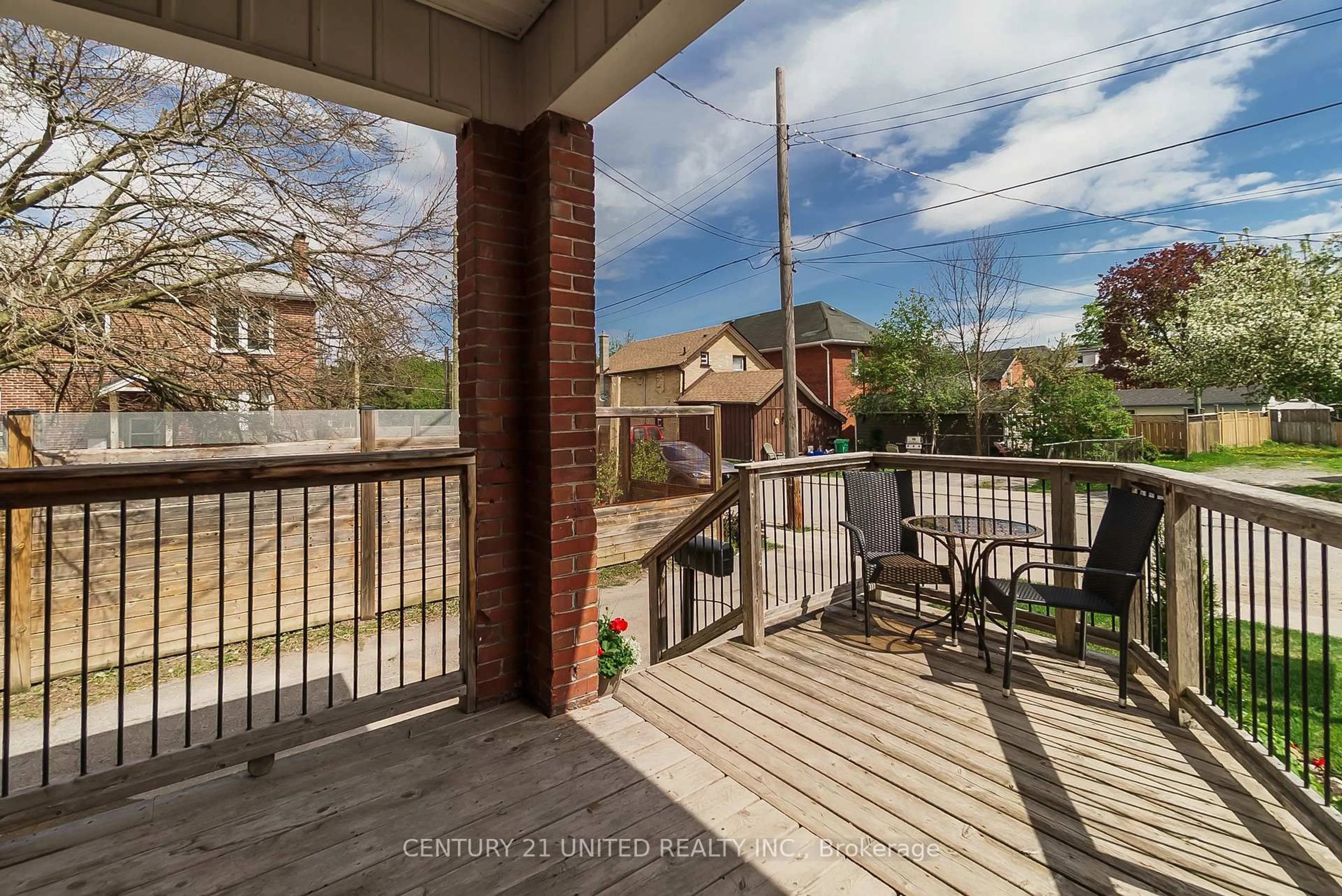 Patio, street for 134 Sutherland Pl, Peterborough East Ontario K9H 1J1