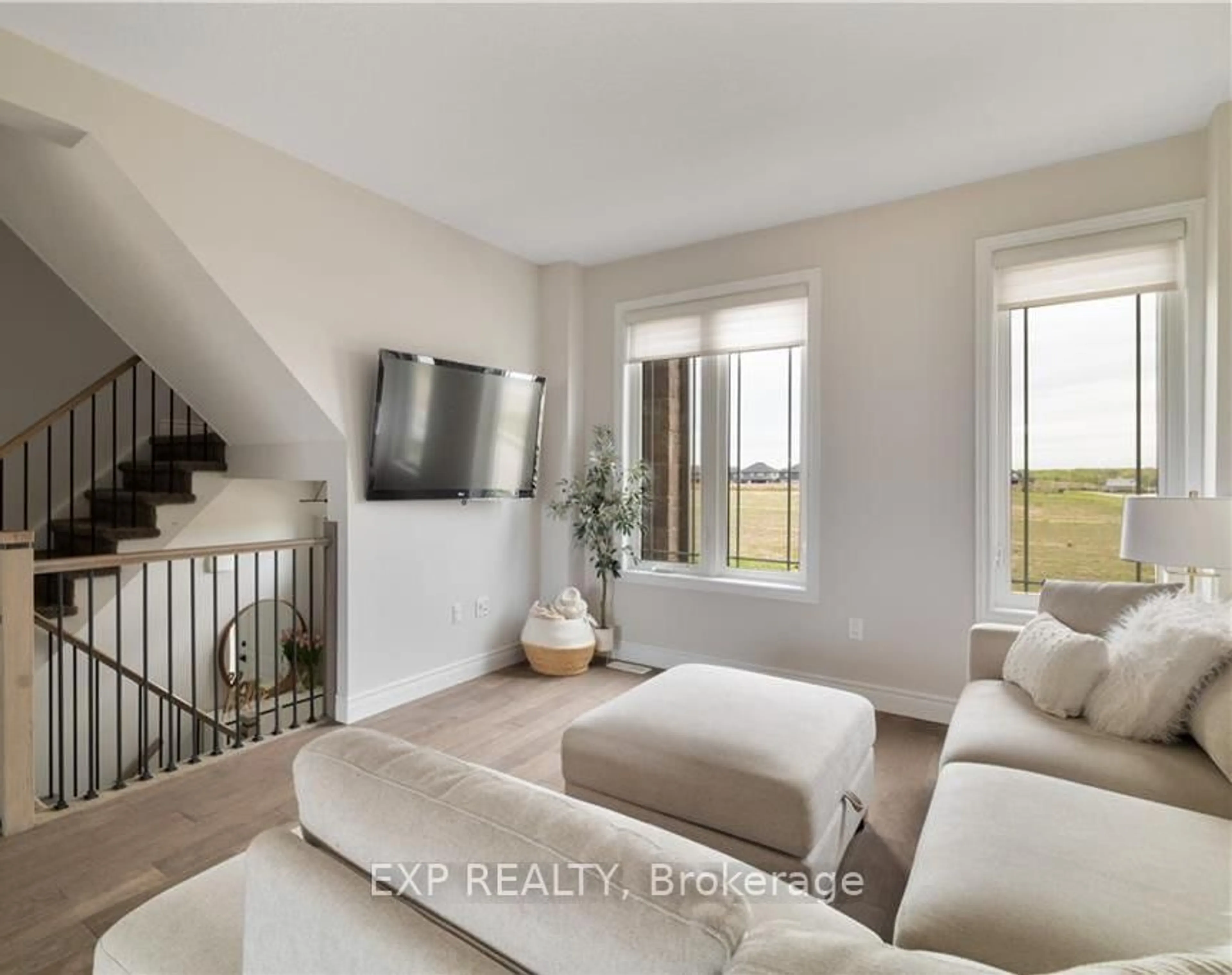 Living room with furniture, unknown for 108 Loxleigh Lane, Woolwich Ontario N0B 1M0