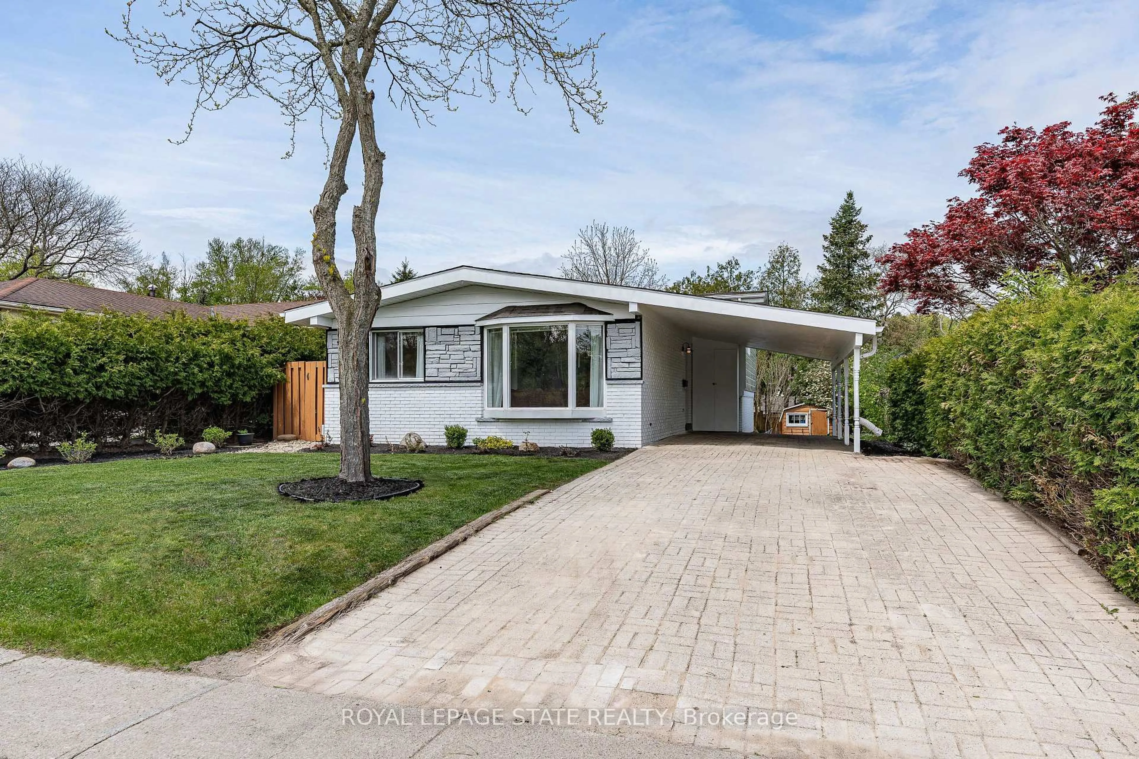 Home with vinyl exterior material, street for 14 Turnbull Rd, Hamilton Ontario L9H 3W3