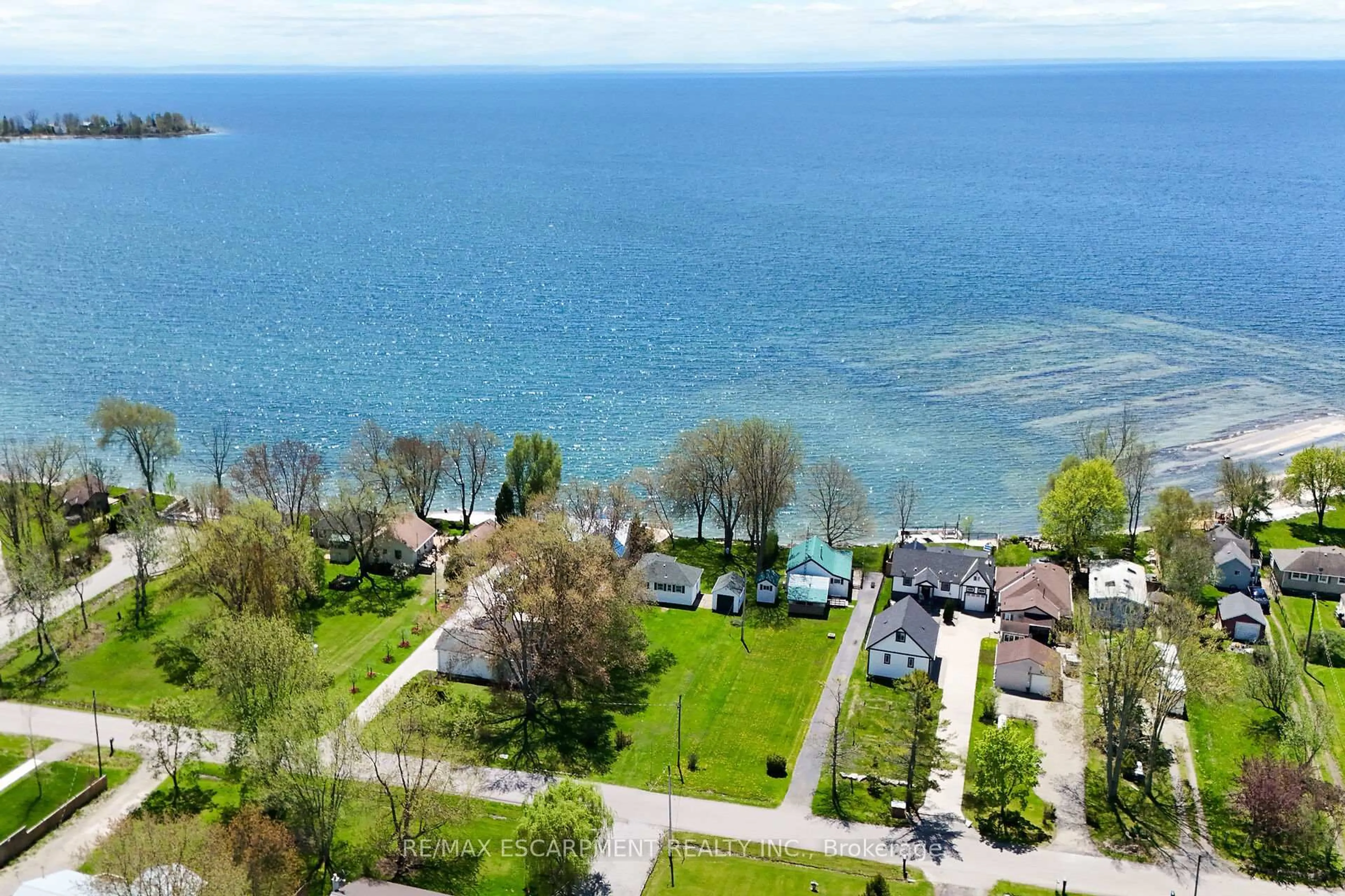 A pic from outside/outdoor area/front of a property/back of a property/a pic from drone, water/lake/river/ocean view for 13 Horseshoe Bay Rd, Haldimand Ontario N1A 2W8