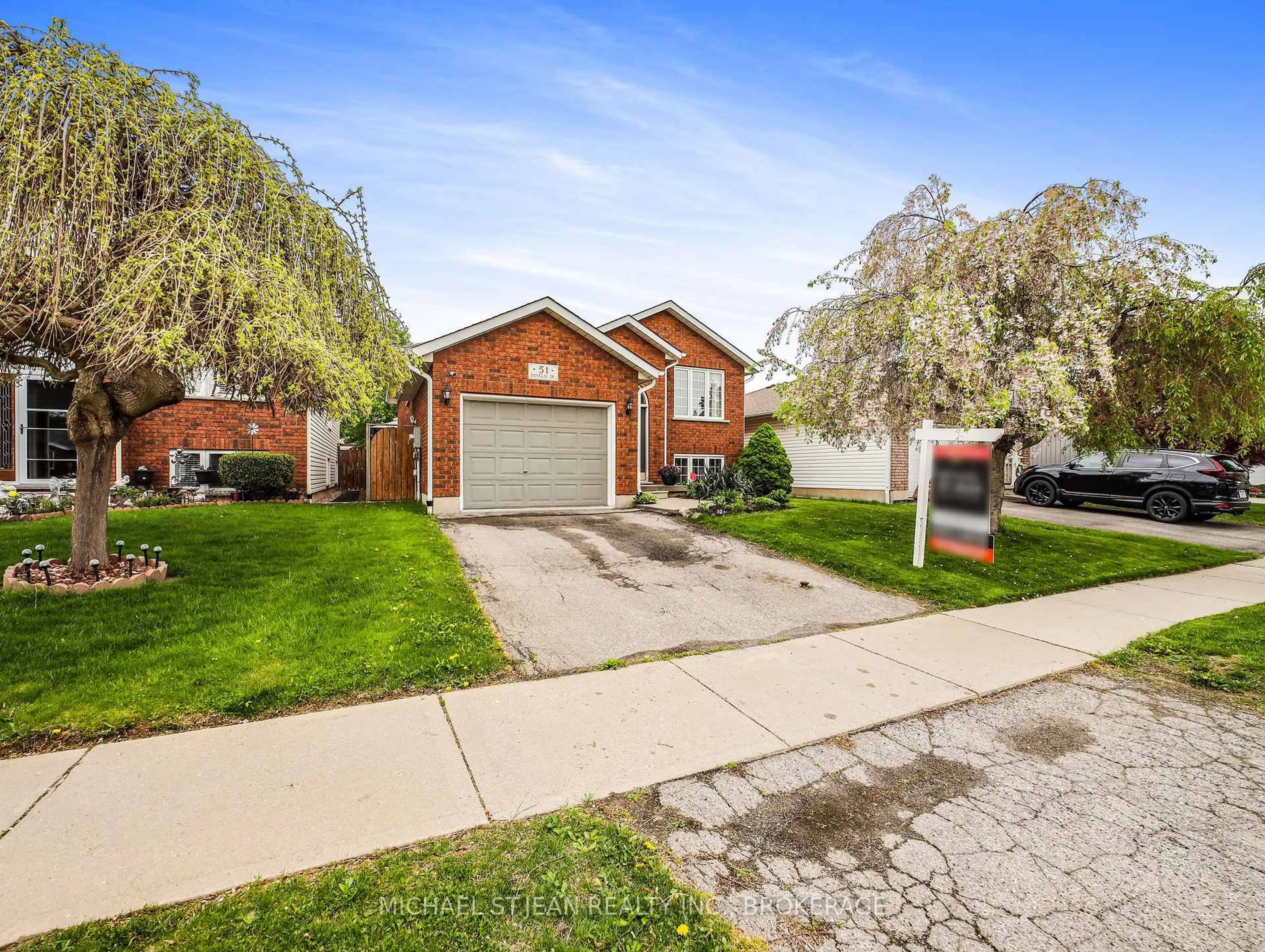 Home with brick exterior material, street for 51 Donegal Dr, Brantford Ontario N3T 6L2