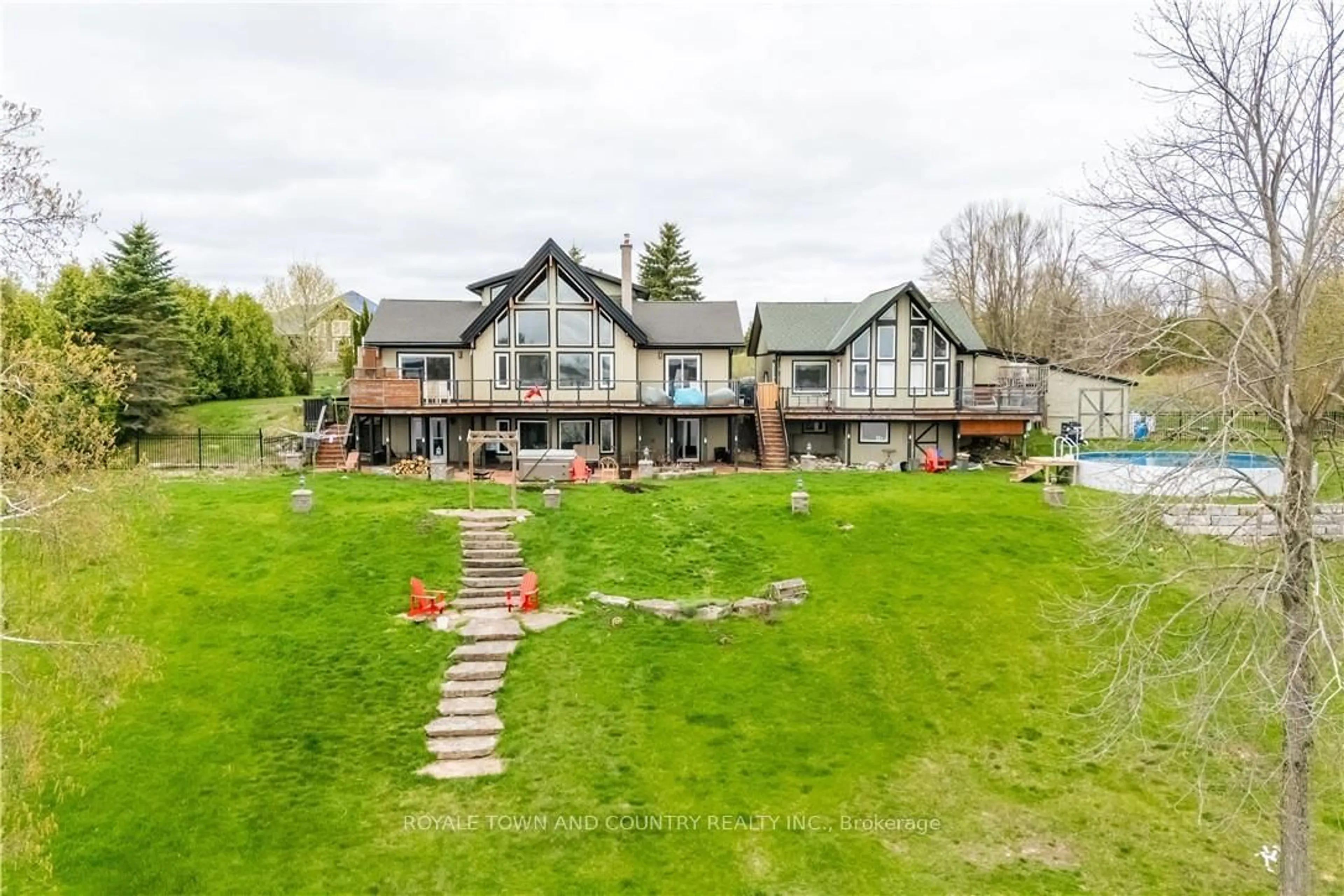 A pic from outside/outdoor area/front of a property/back of a property/a pic from drone, water/lake/river/ocean view for 151 Peller Crt, Kawartha Lakes Ontario K0M 1A0