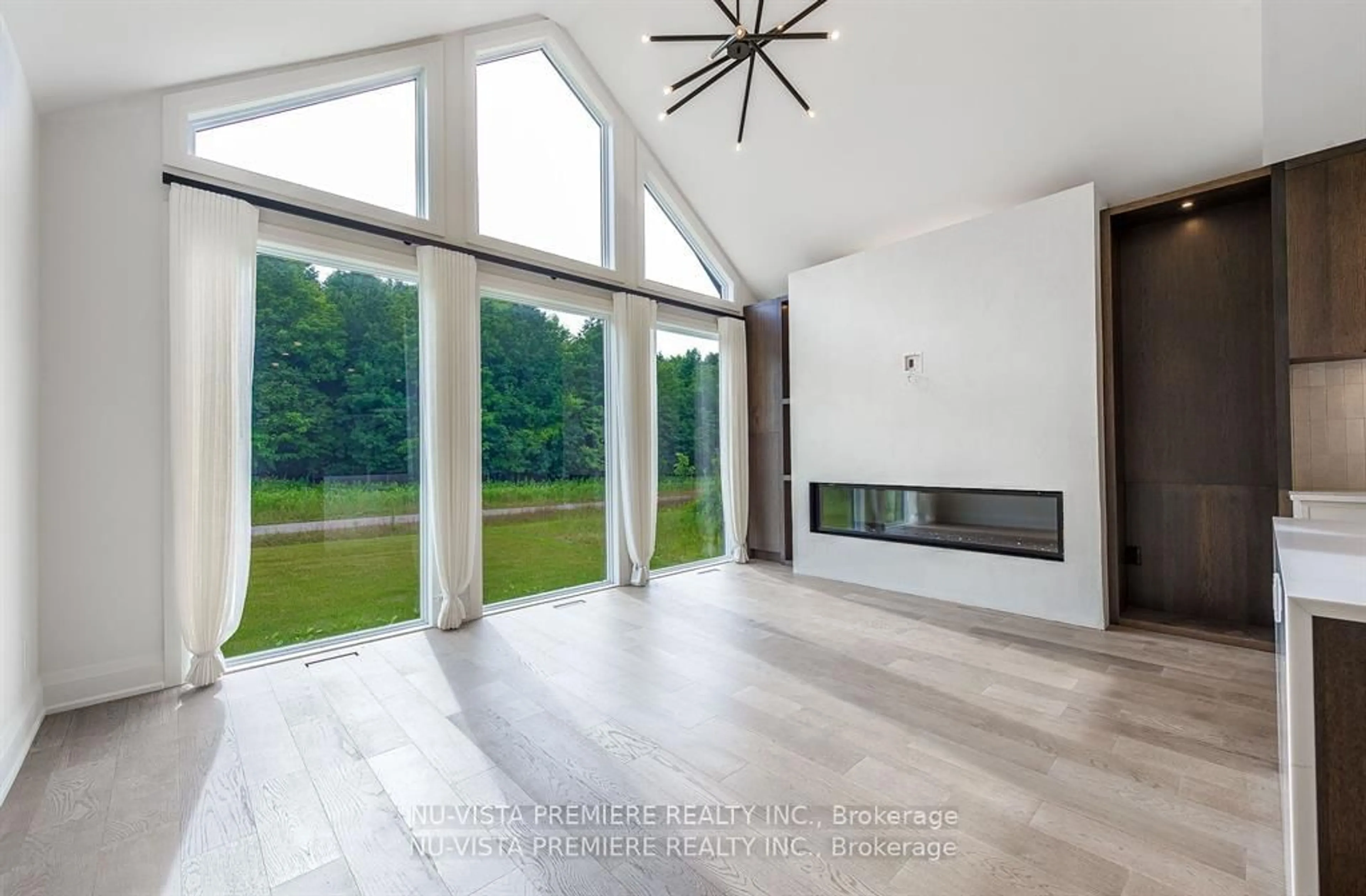 Indoor foyer for Lot 5 Aurum Rd, London South Ontario N6K 4N7