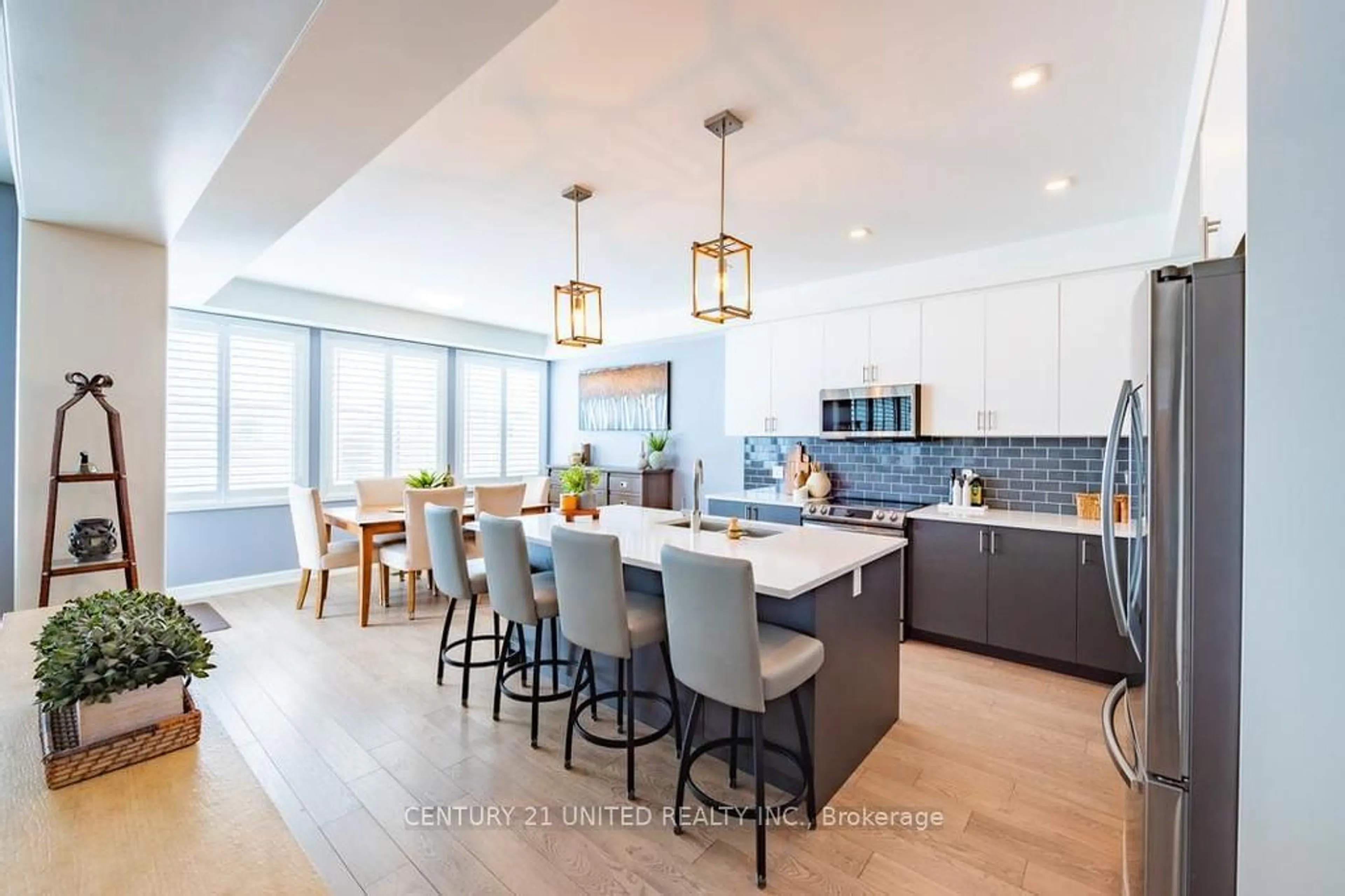 Open concept kitchen, unknown for 531 Clayton Ave, Peterborough North Ontario K9K 0G3