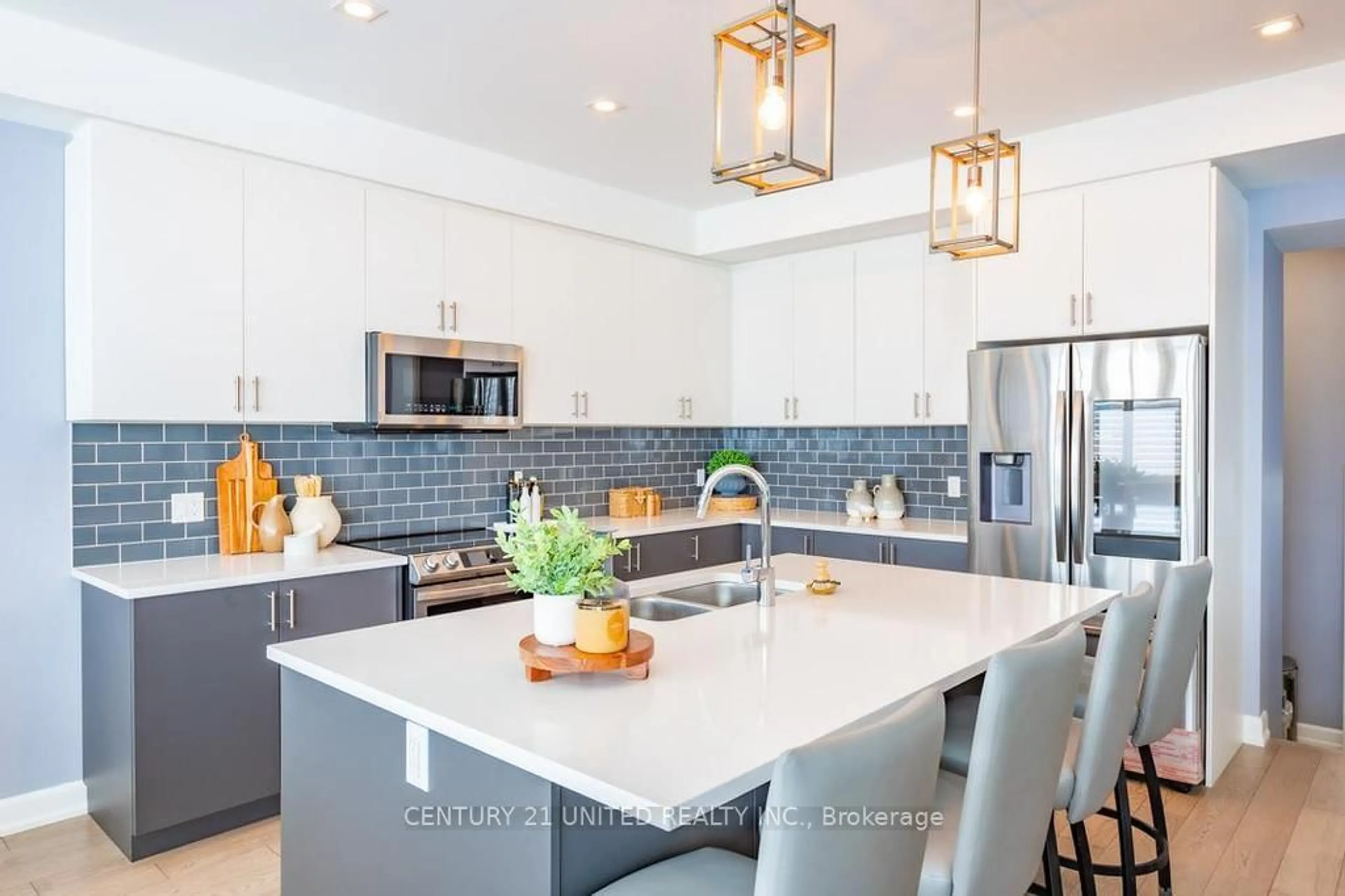 Contemporary kitchen, ceramic/tile floor for 531 Clayton Ave, Peterborough North Ontario K9K 0G3