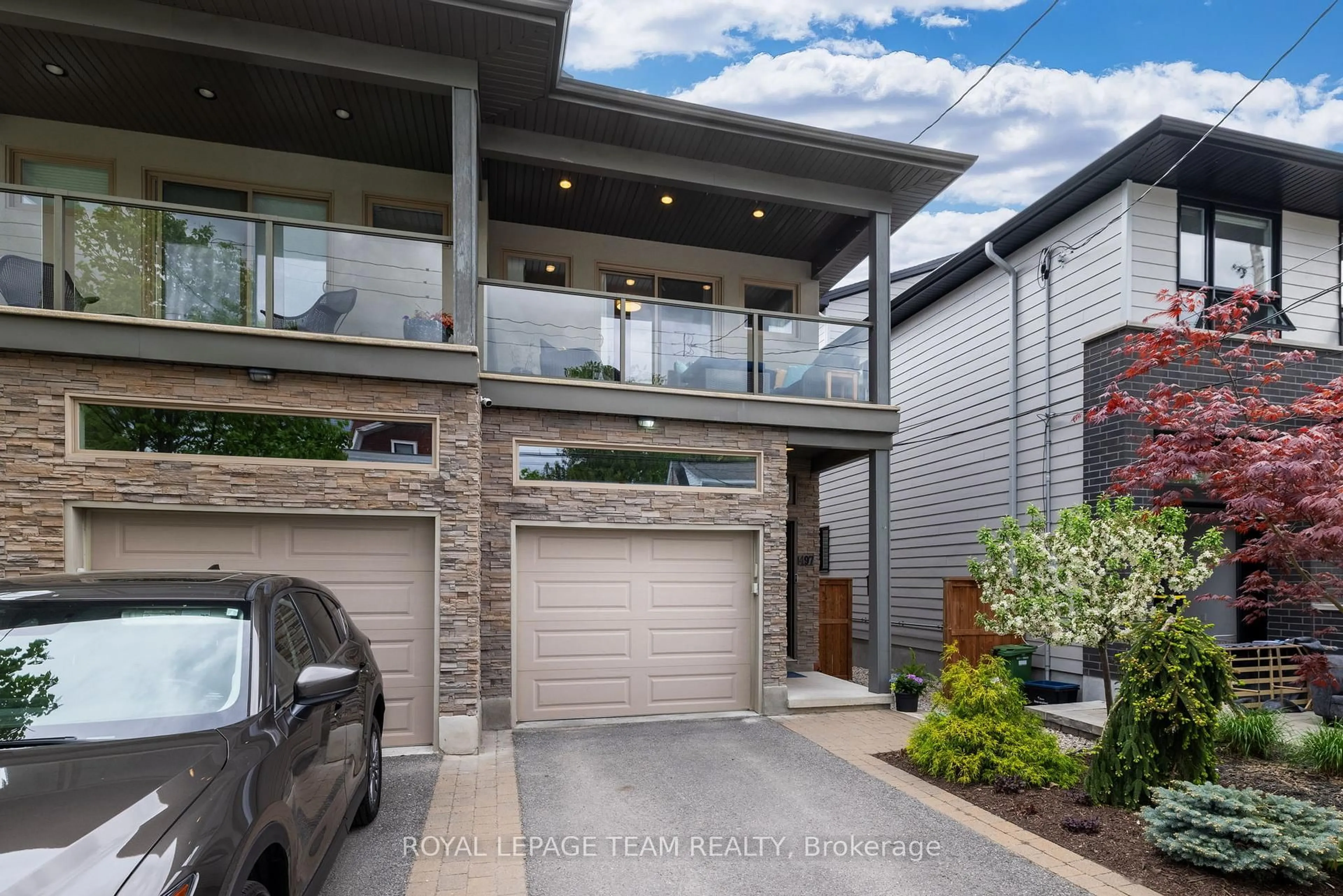 Home with brick exterior material, street for 497 Hilson Ave, Ottawa Ontario K1Z 6C6