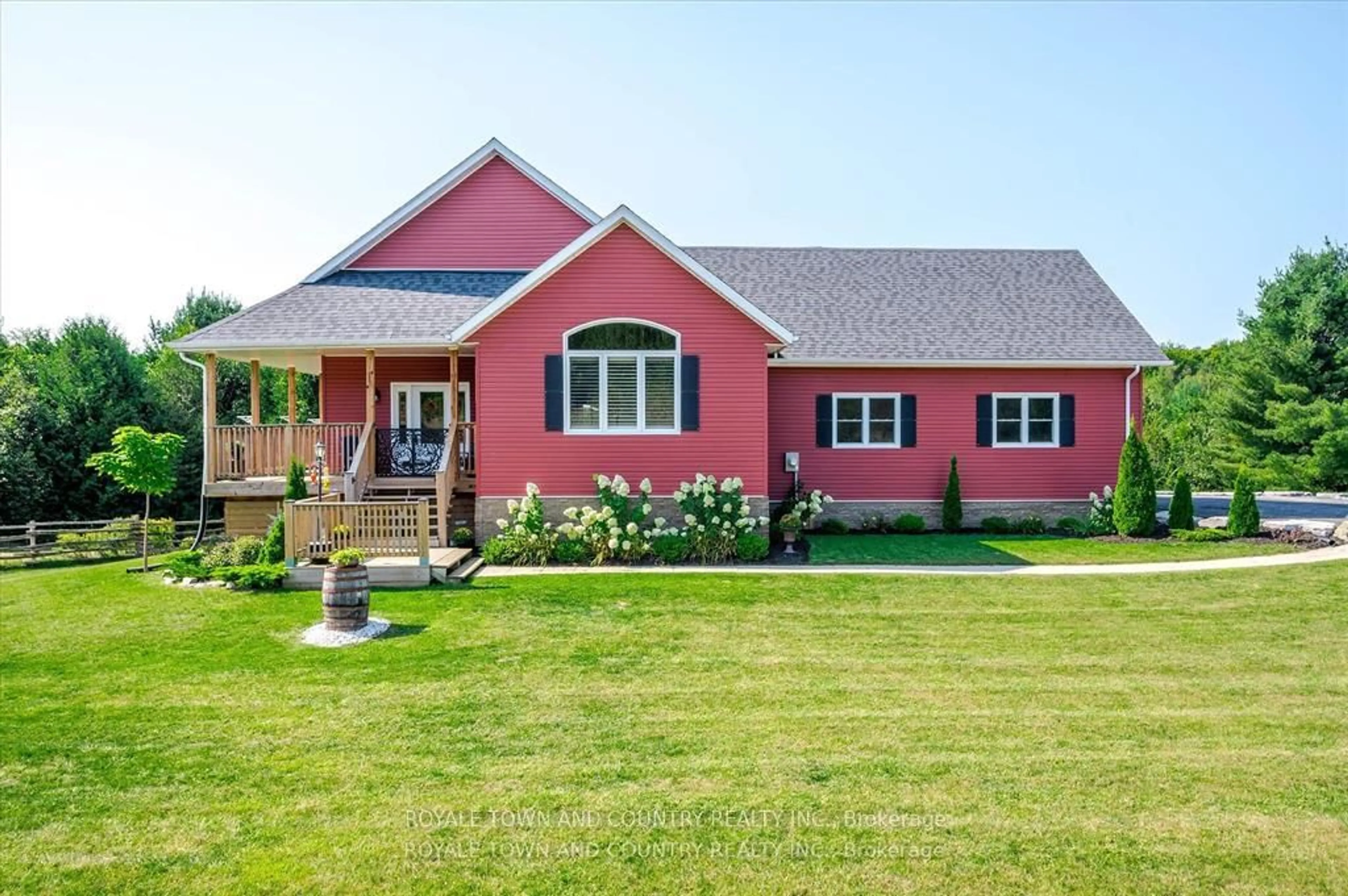 Home with vinyl exterior material, unknown for 299 Barry Rd, Madoc Ontario K0K 2K0
