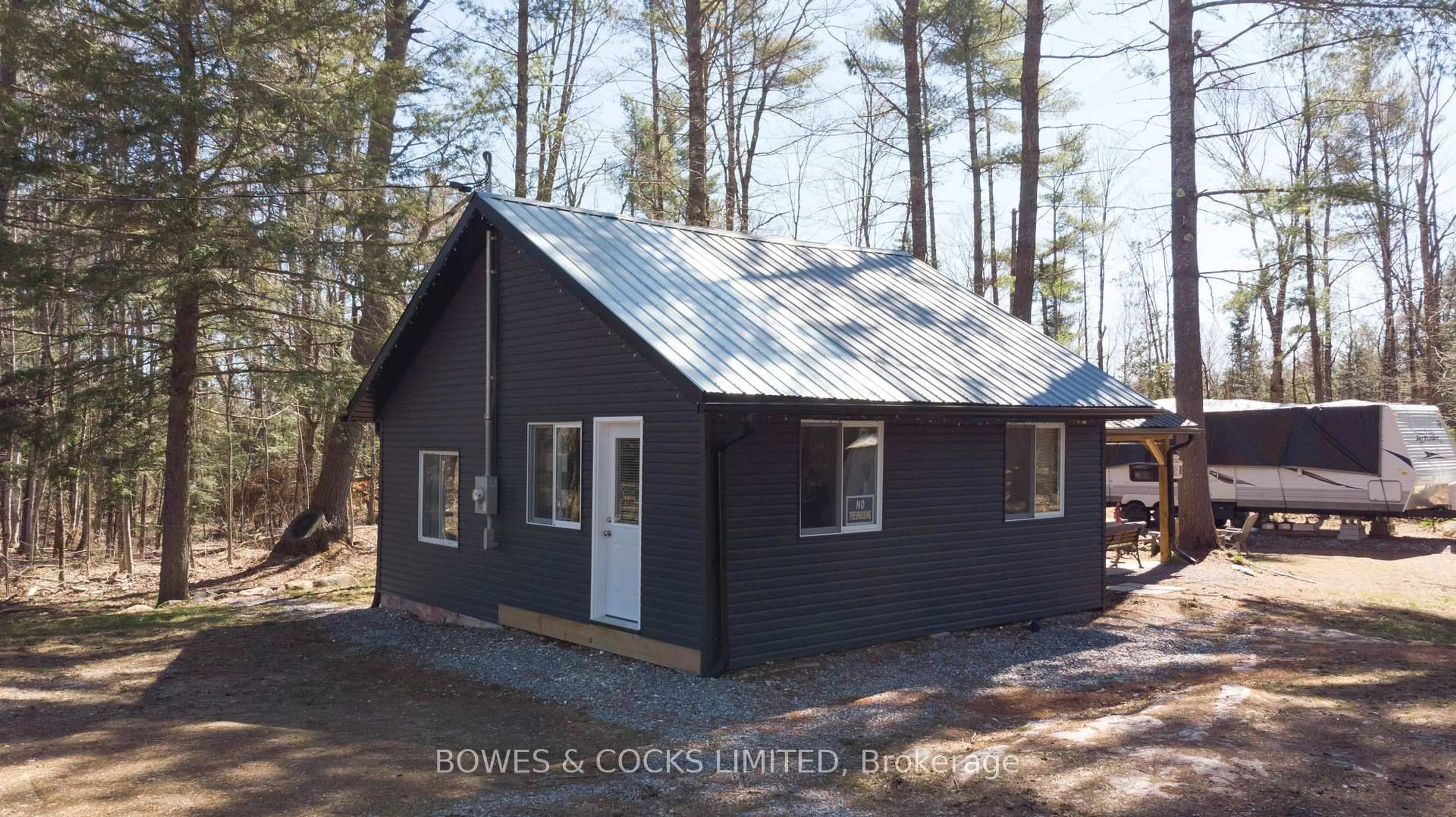 Home with vinyl exterior material, building for 2261 County Road 504 N/A, North Kawartha Ontario K0L 1A0