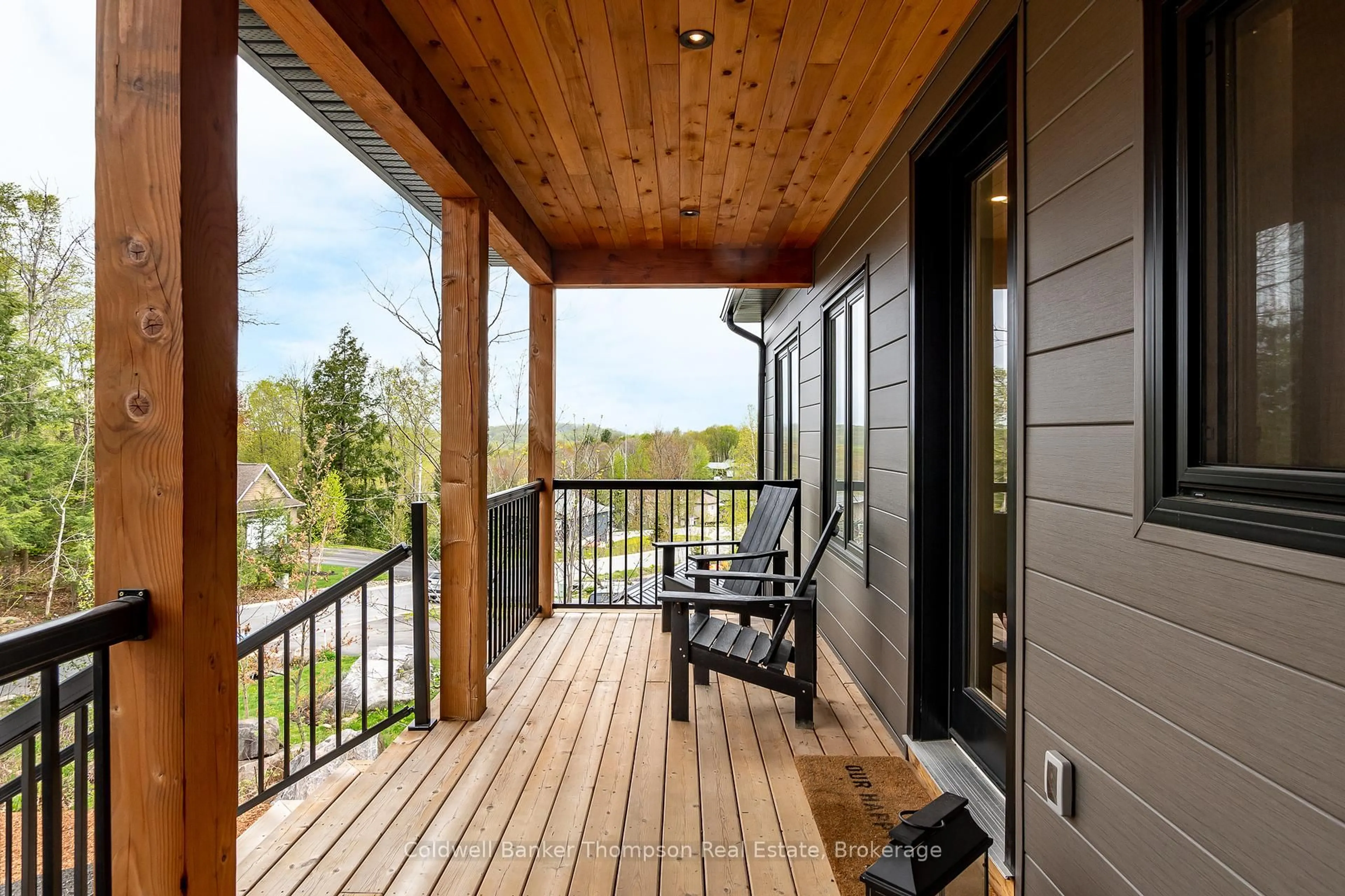 Patio, unknown for 14 Mackenzie Dr, Huntsville Ontario P1H 0A1
