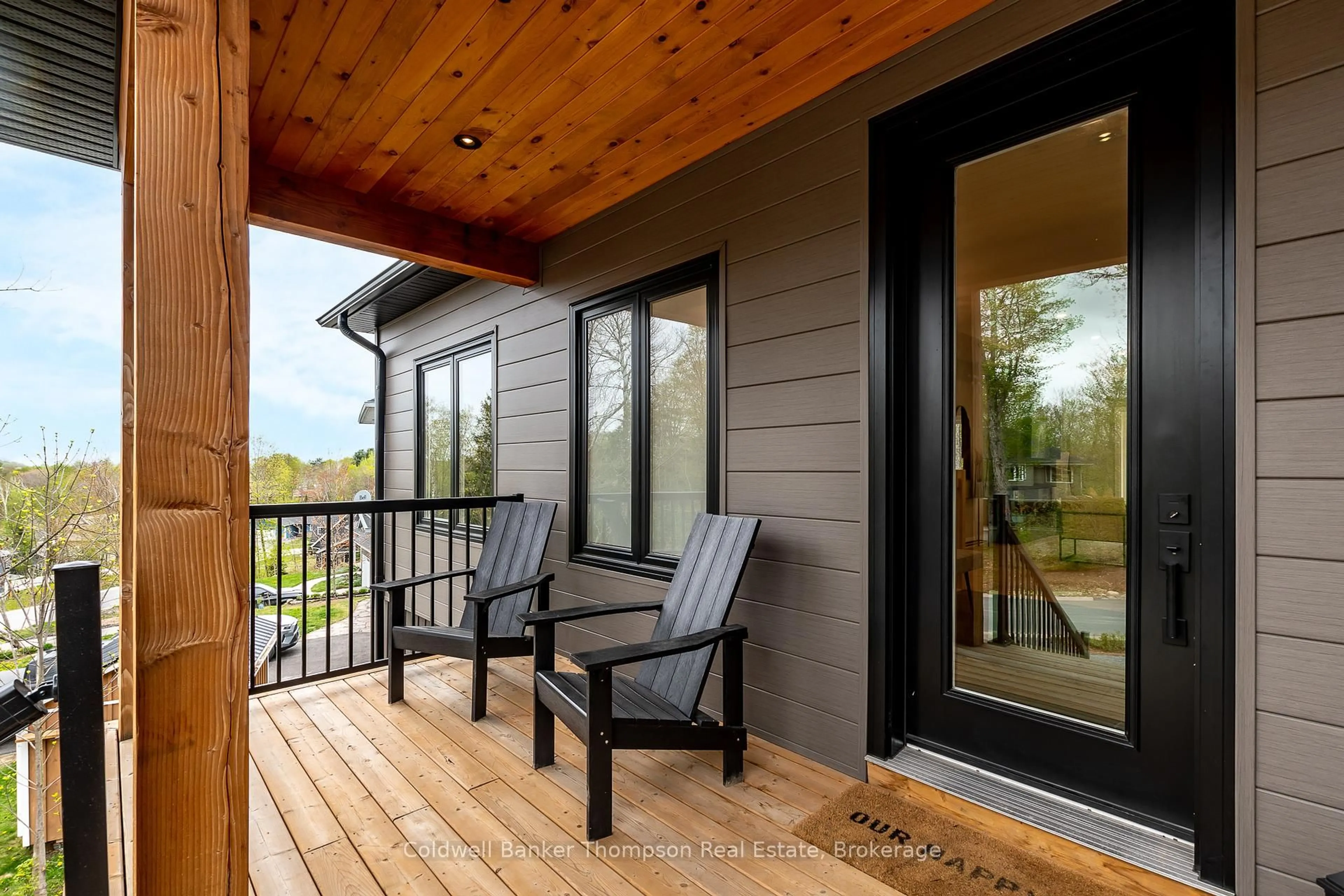 Patio, water/lake/river/ocean view for 14 Mackenzie Dr, Huntsville Ontario P1H 0A1