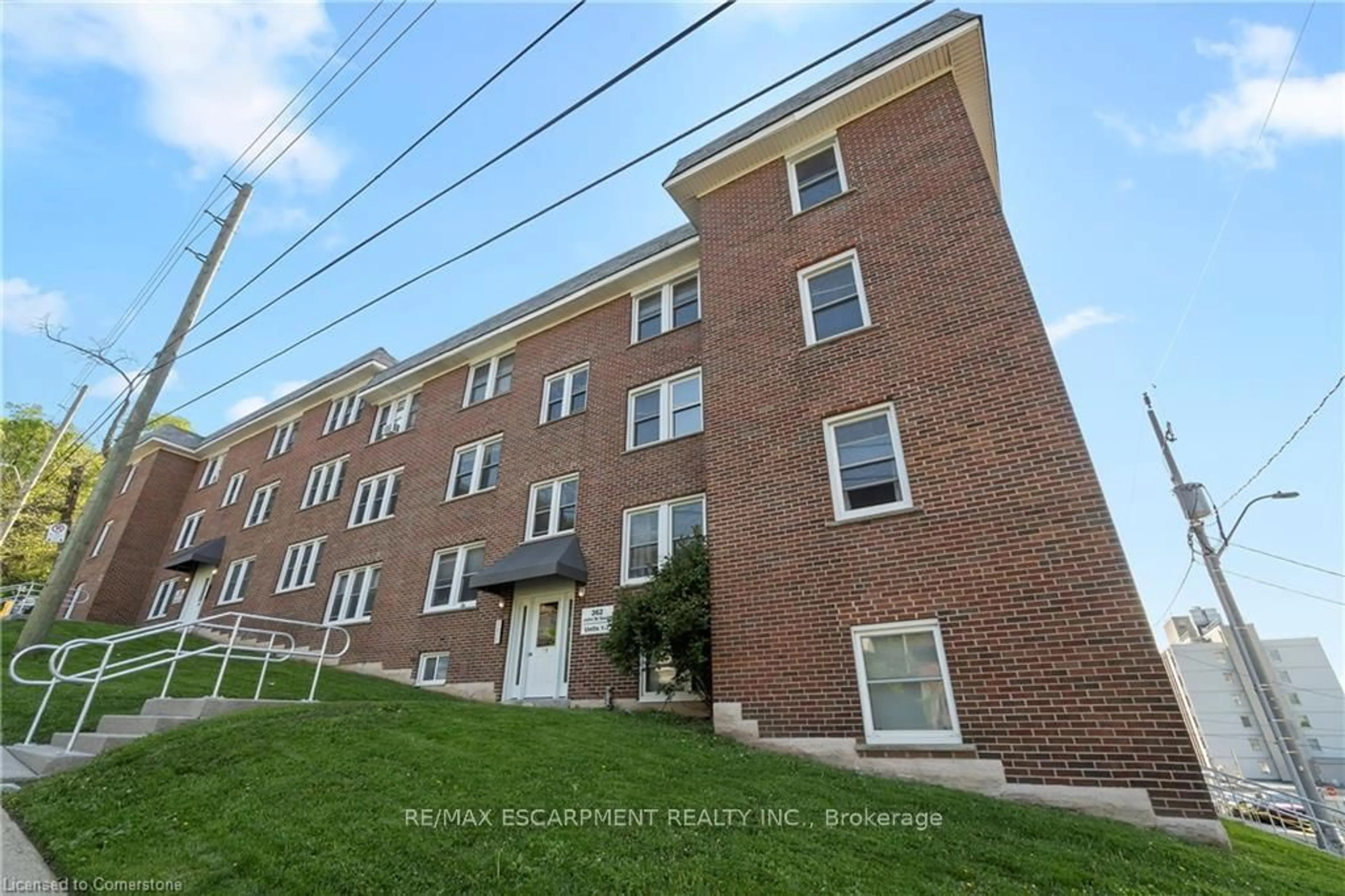 Unknown for 362 John St #4, Hamilton Ontario L8N 2E4
