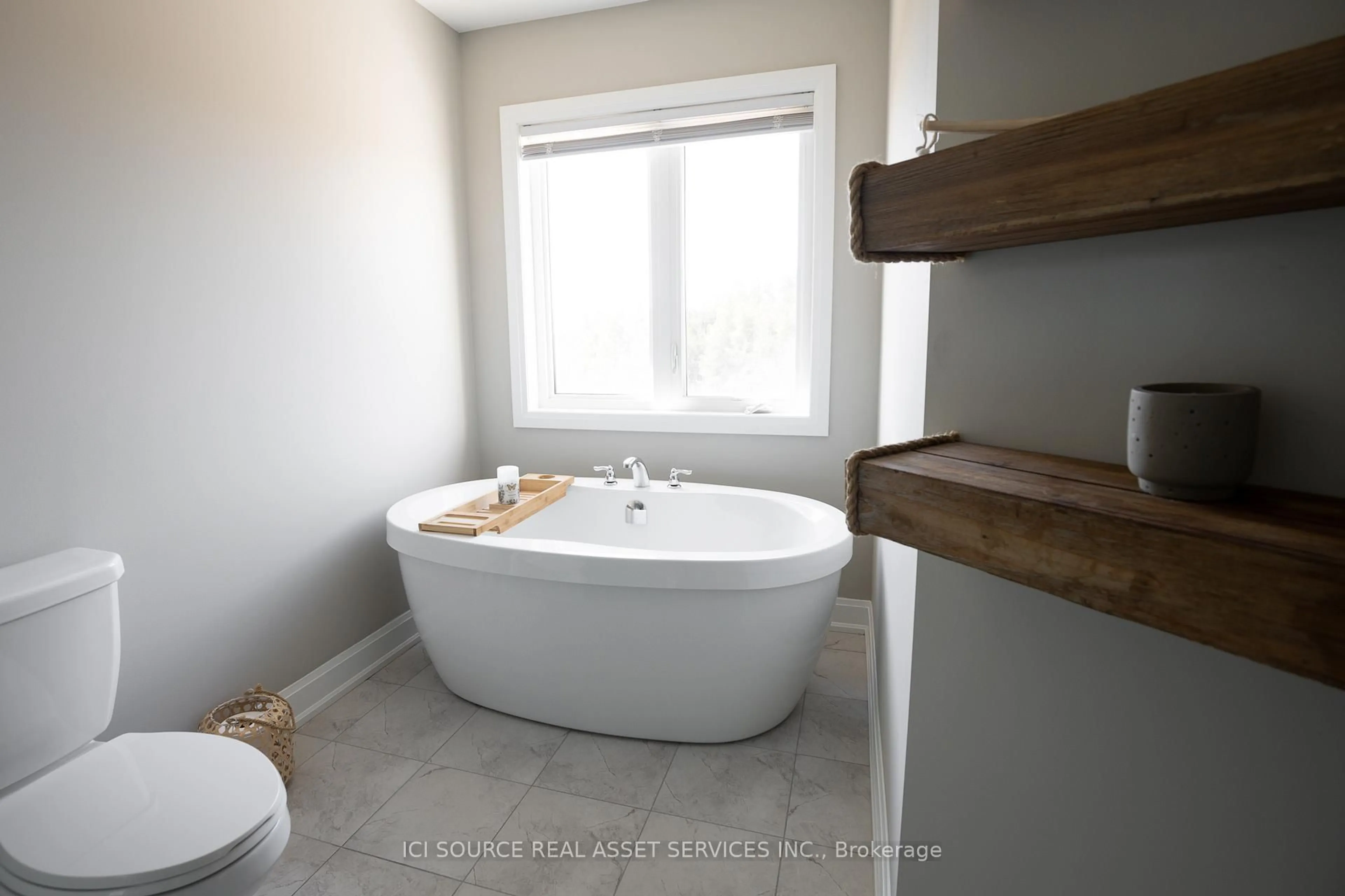 Contemporary bathroom, ceramic/tile floor for 32 Compass Tr, Cambridge Ontario N3E 0B7